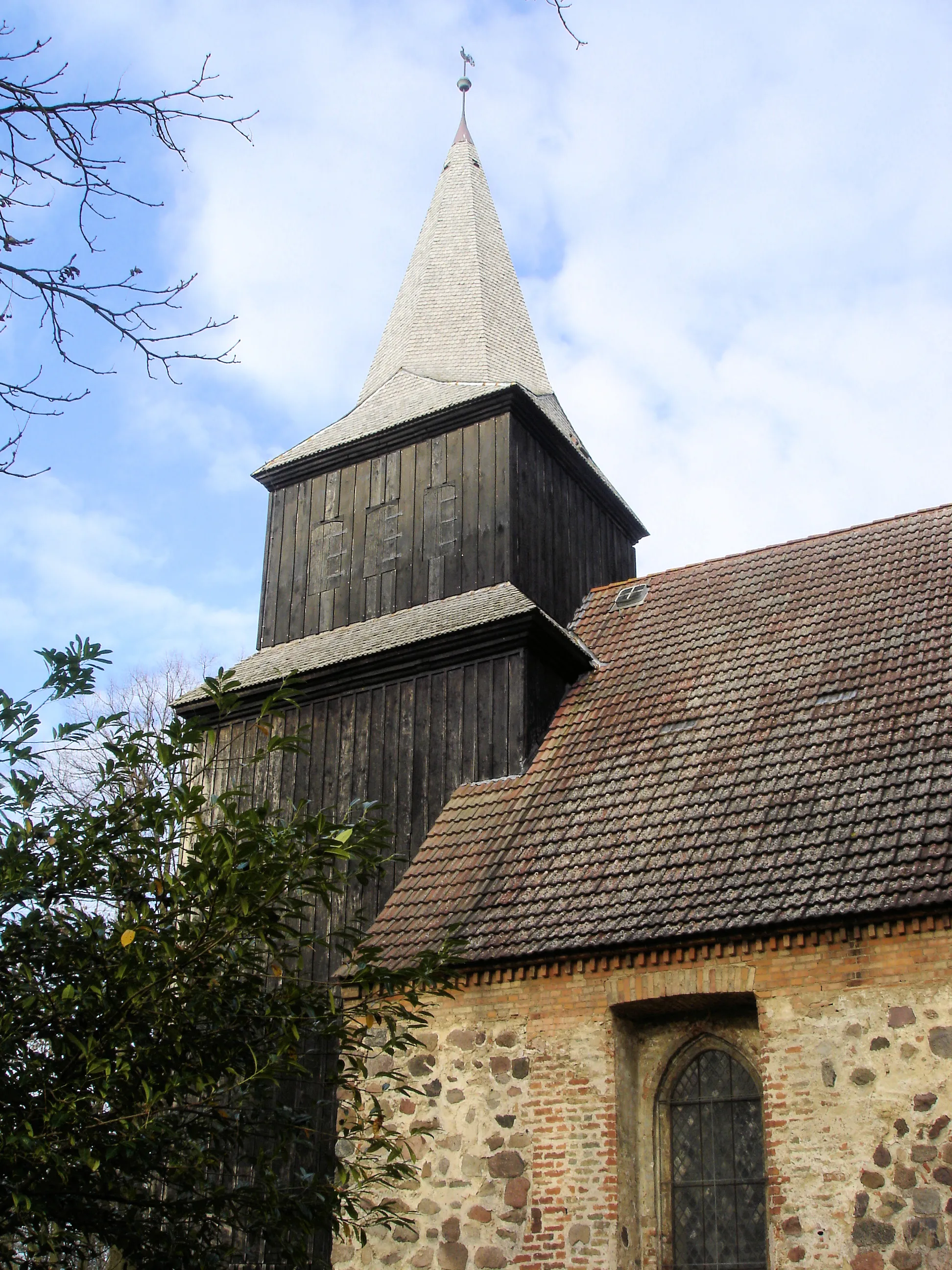 Photo showing: Kirche in Blankenhagen - Kirchturm