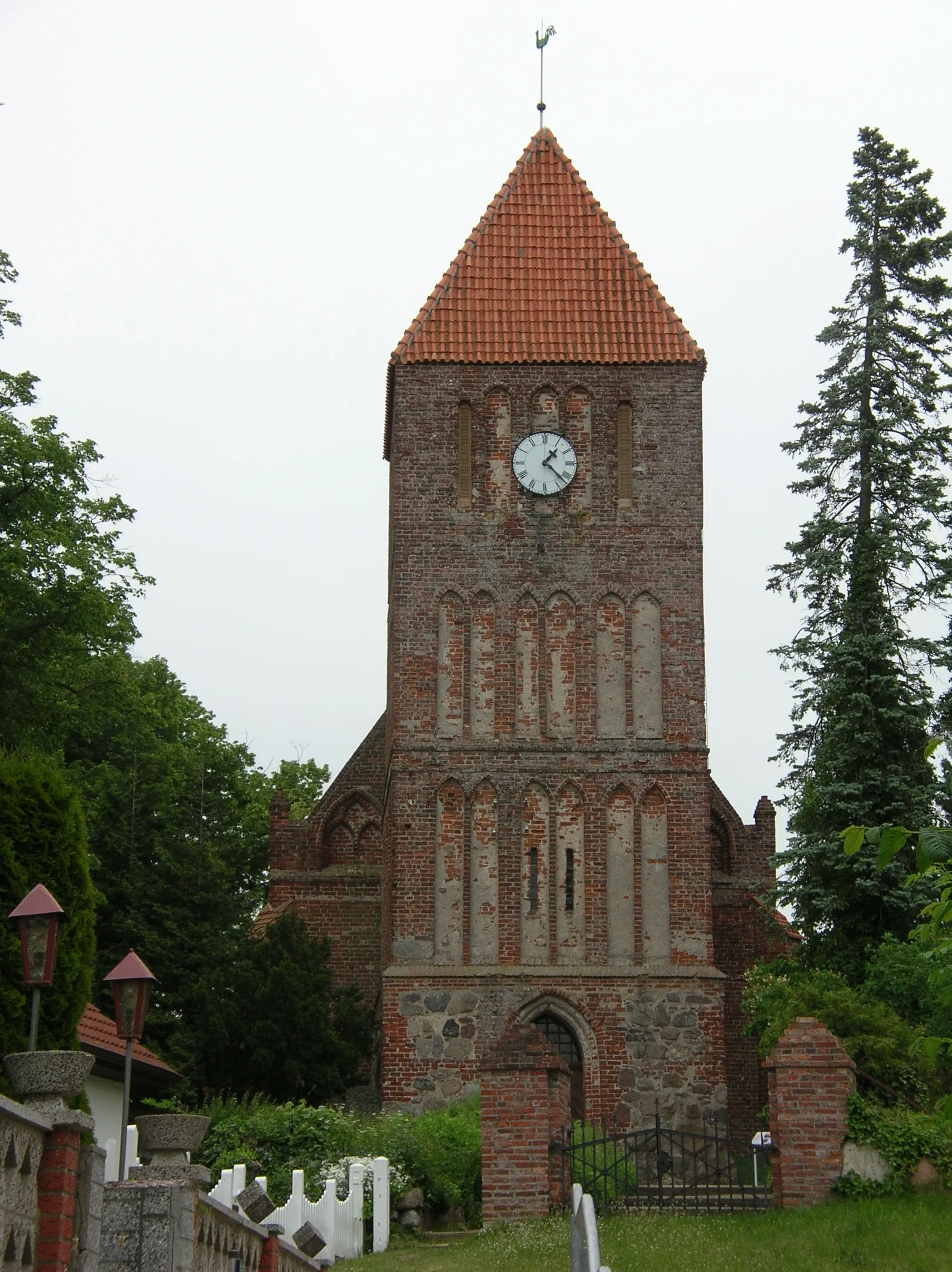 Photo showing: Kirche in Patzig (Rügen)