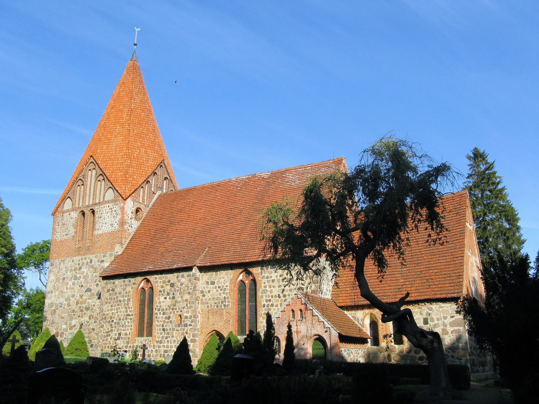 Photo showing: Church in Bernitt, disctrict Güstrow, Mecklenburg-Vorpommern, Germany