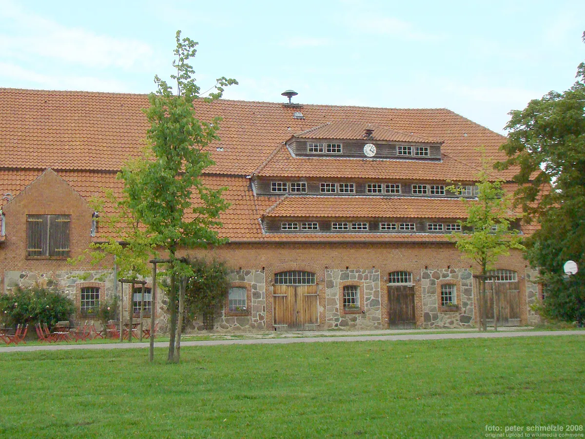 Photo showing: Kulturscheune (ehem. Stallspeicher) in Leizen-Woldzegarten