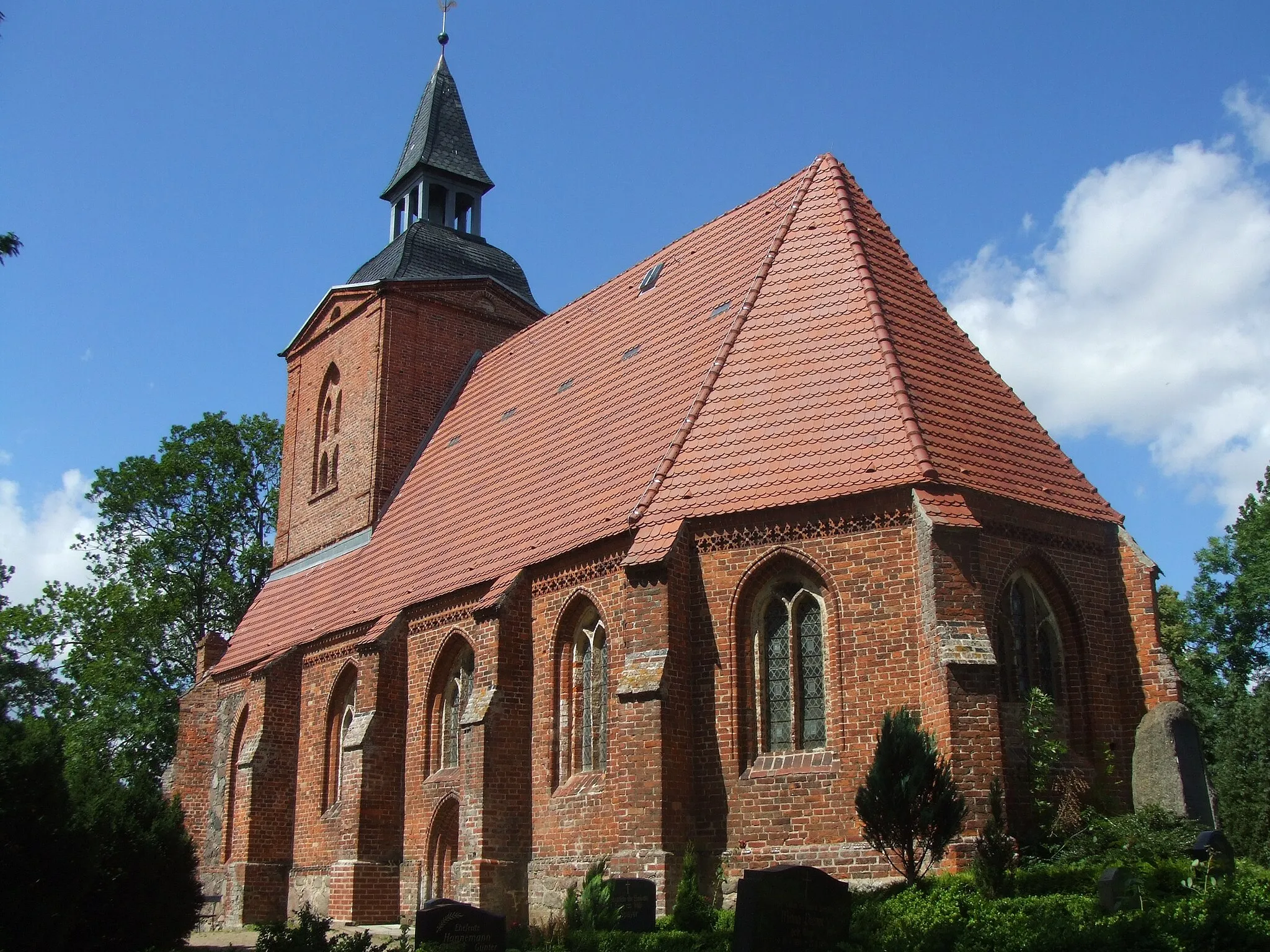 Photo showing: Dorfkirche Trantow, Landkreis Vorpommern-Greifswald, Mecklenburg-Vorpommern