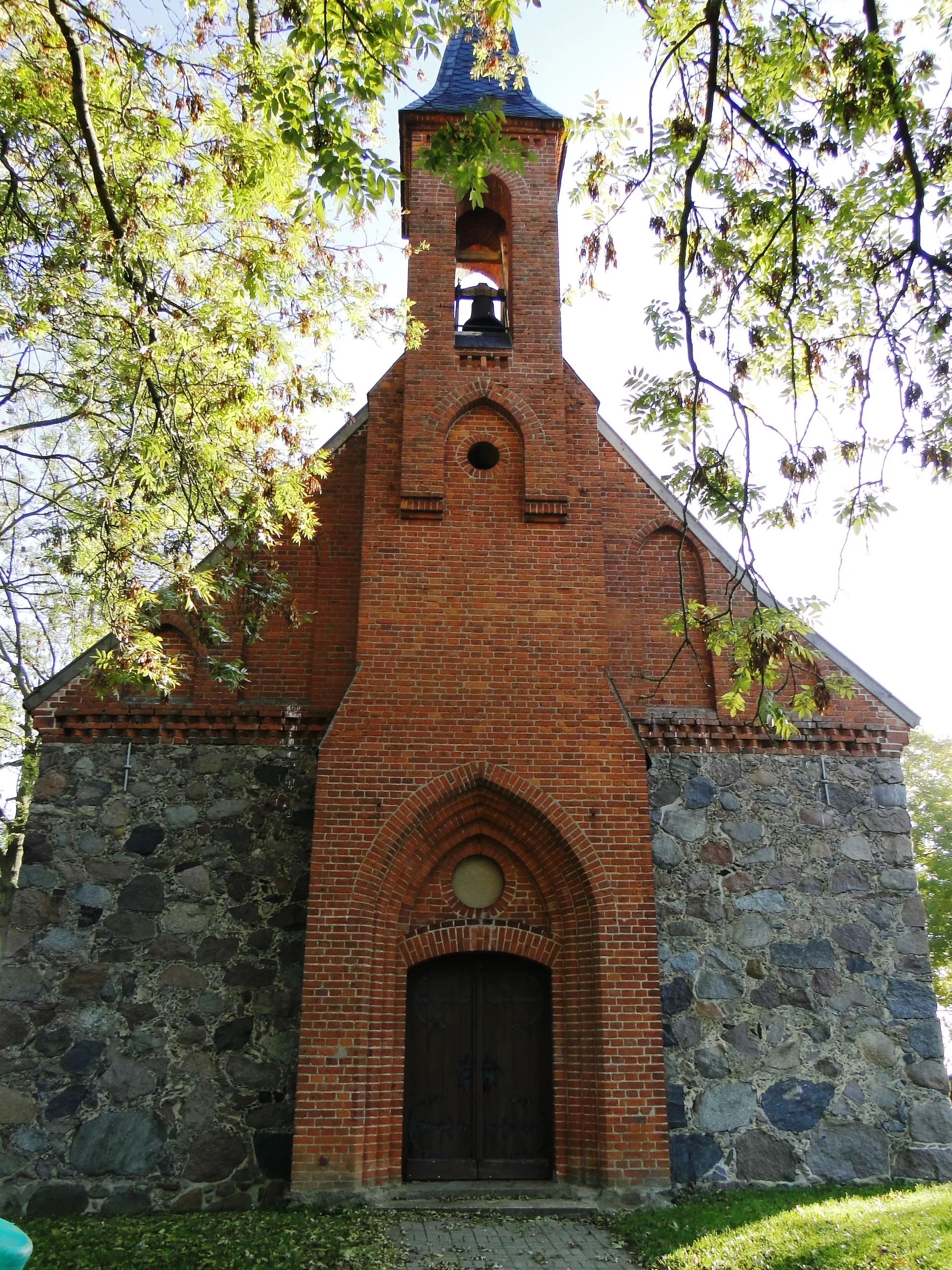 Photo showing: Church in Krukow, district Müritz, Mecklenburg-Vorpommern, Germany