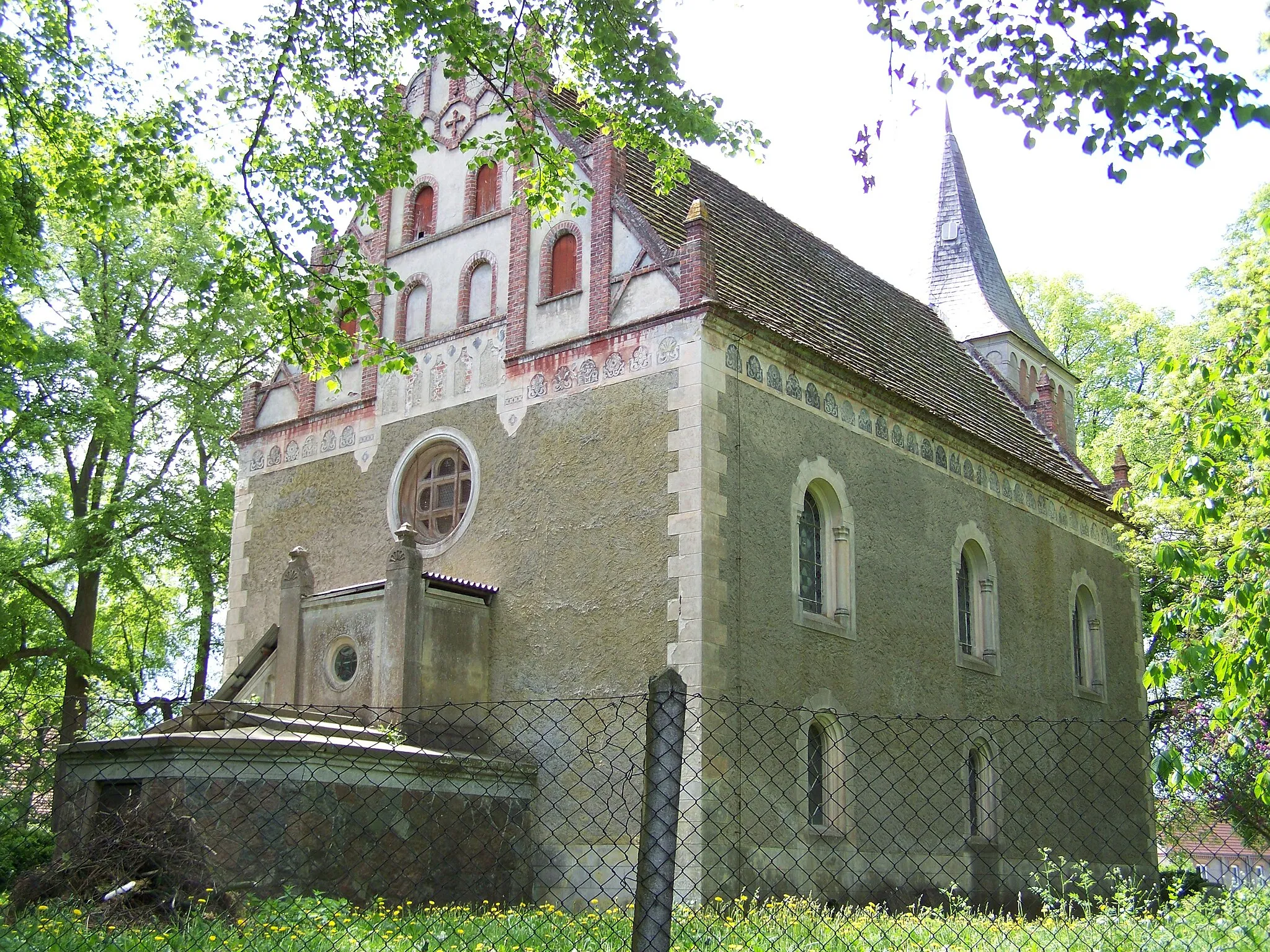 Photo showing: Kirche in Deyelsdorf, Vorpommern (2009-05-13)