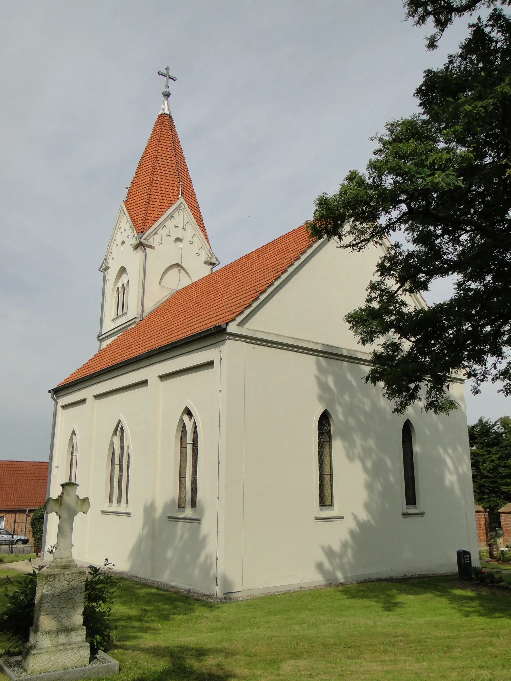 Photo showing: Church in Rossow, district Mecklenburg-Strelitz, Mecklenburg-Vorpommern, Germany