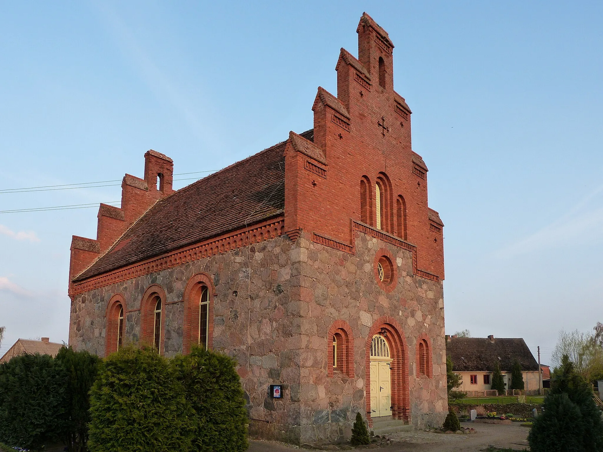 Photo showing: Kirche in Wegezin, Gemeinde Krien, Ansicht von Nordwesten