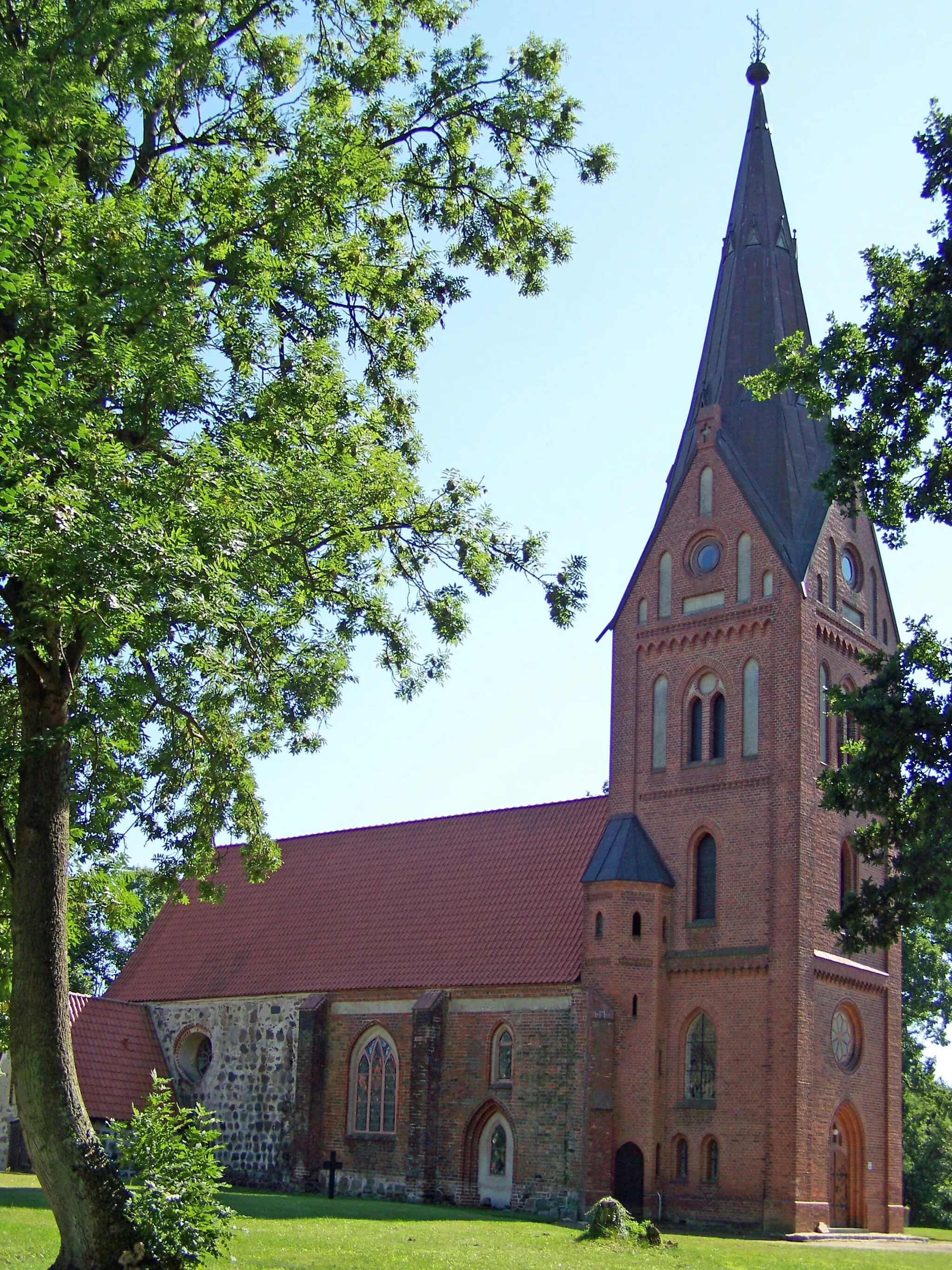 Photo showing: Hanshagen,_Kirche_(2008-08-31)