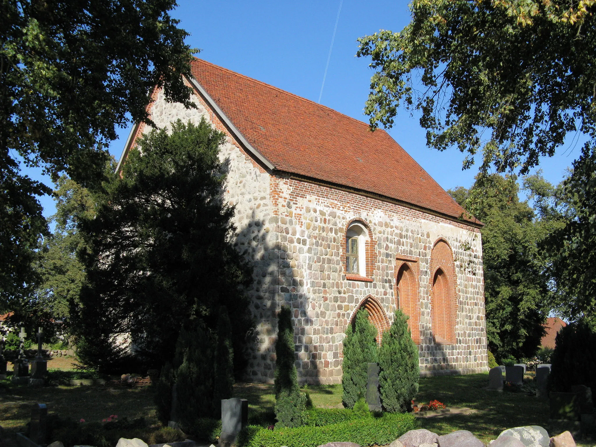 Photo showing: Church in Duckow, disctrict Demmin, Mecklenburg-Vorpommern, Germany