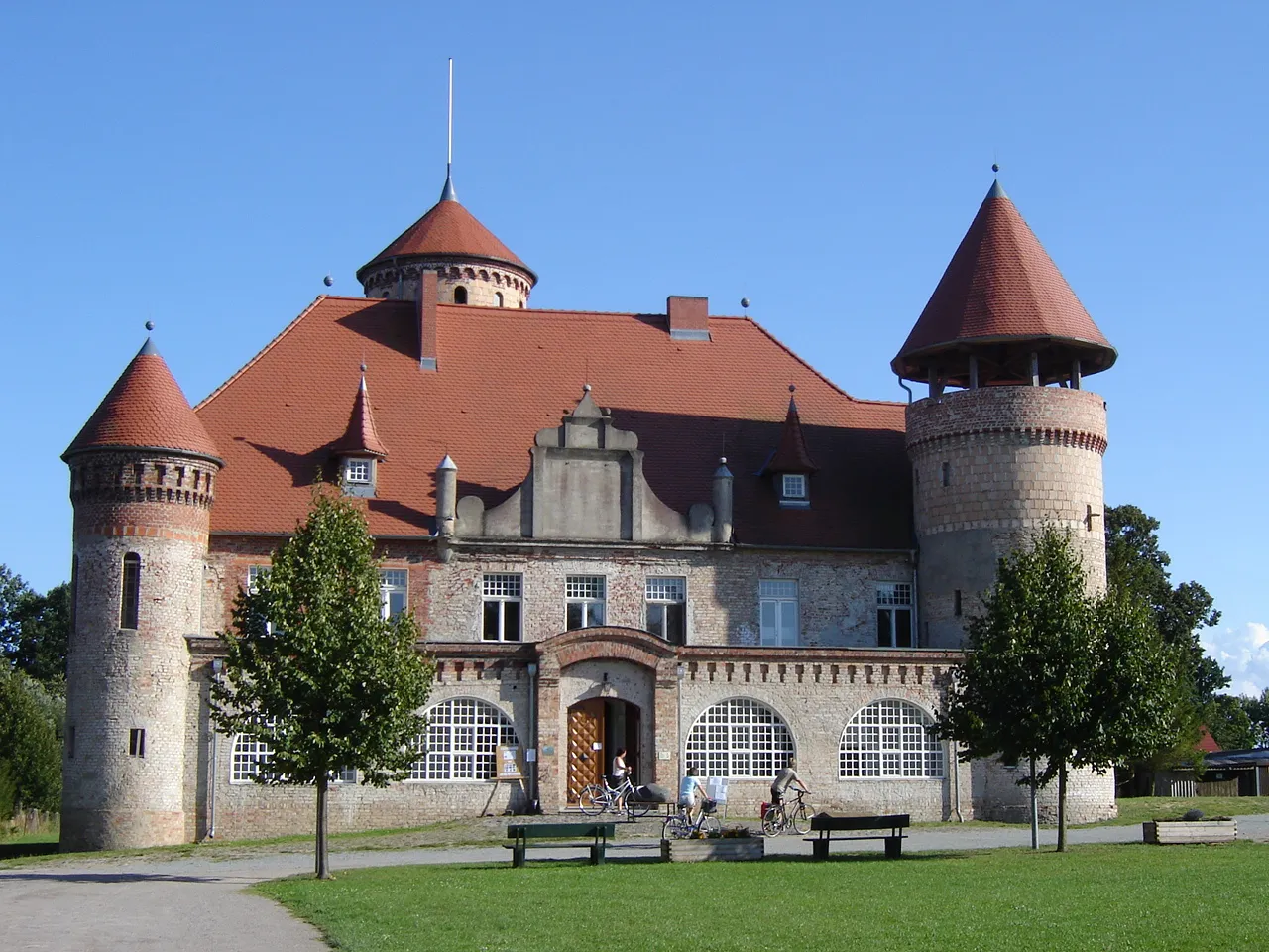 Photo showing: Stolpe Castle, Usedom Island.