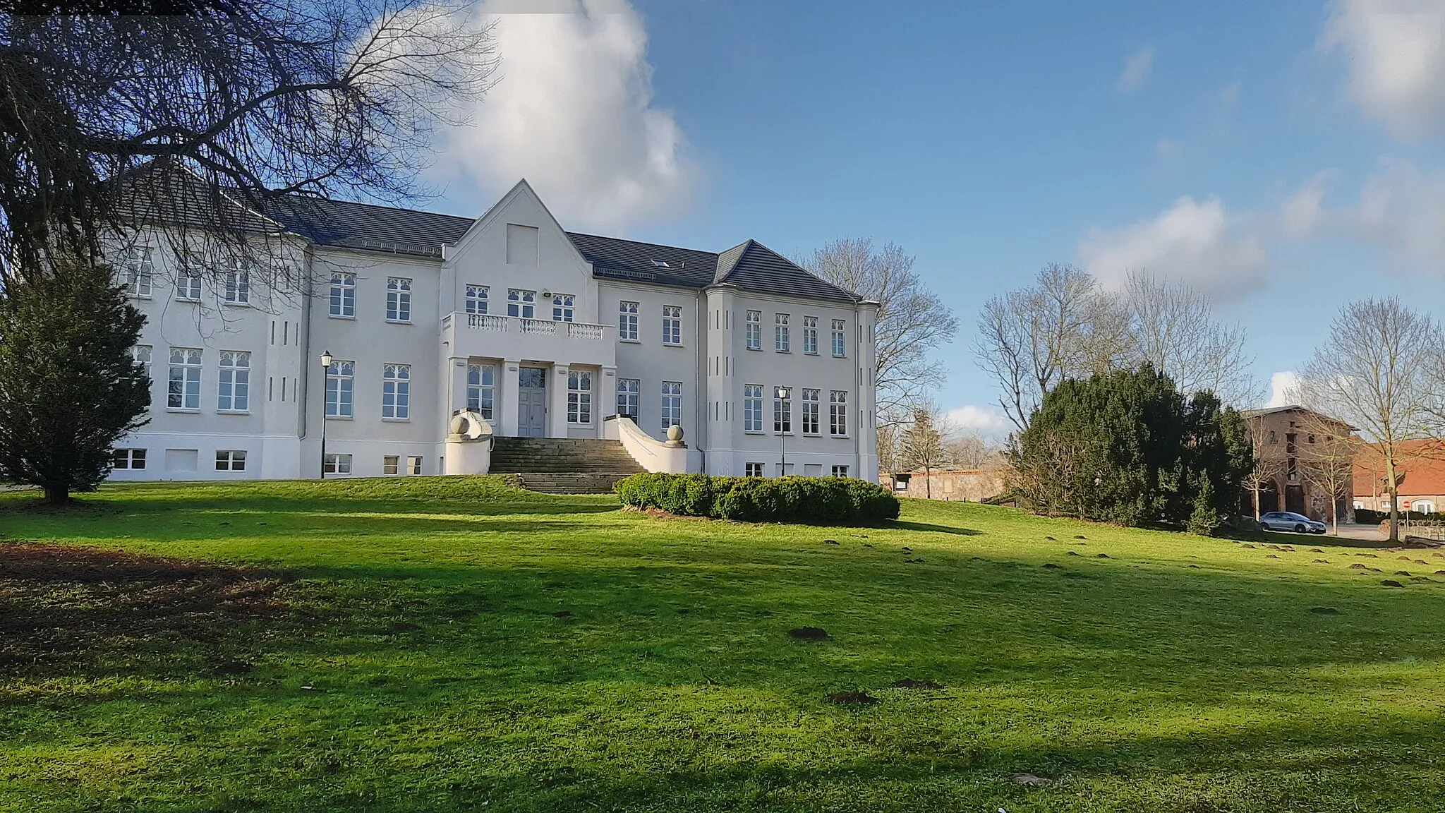 Photo showing: Parkseite von Herrenhaus Schloss Wieck bei Gützkow im Landkreis Vorpommern-Greifswald