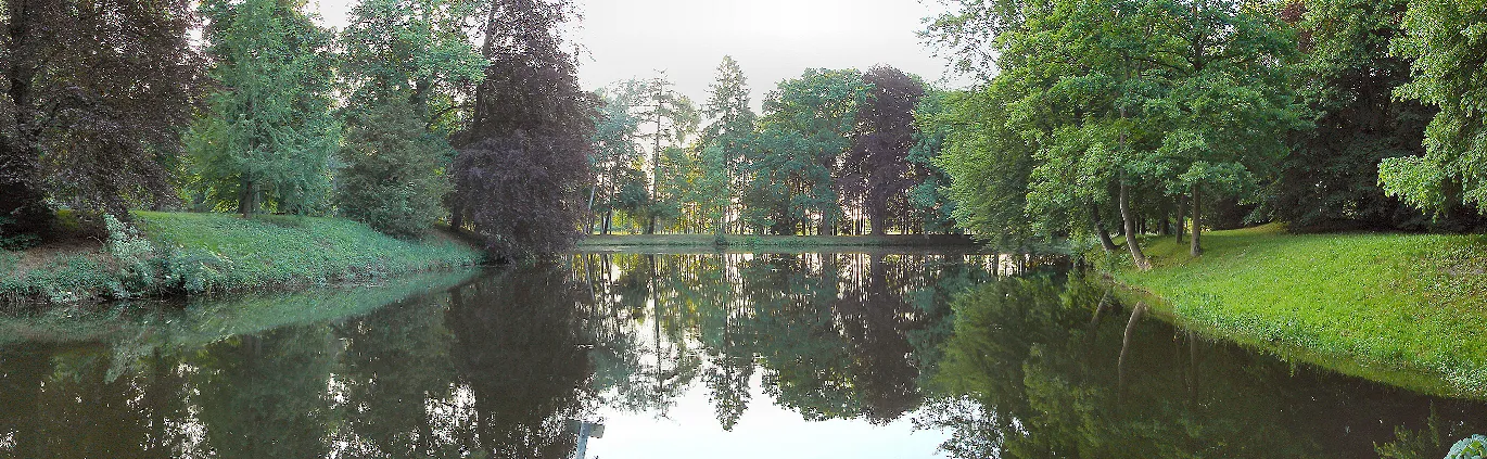 Photo showing: Schlosspark Griebenow