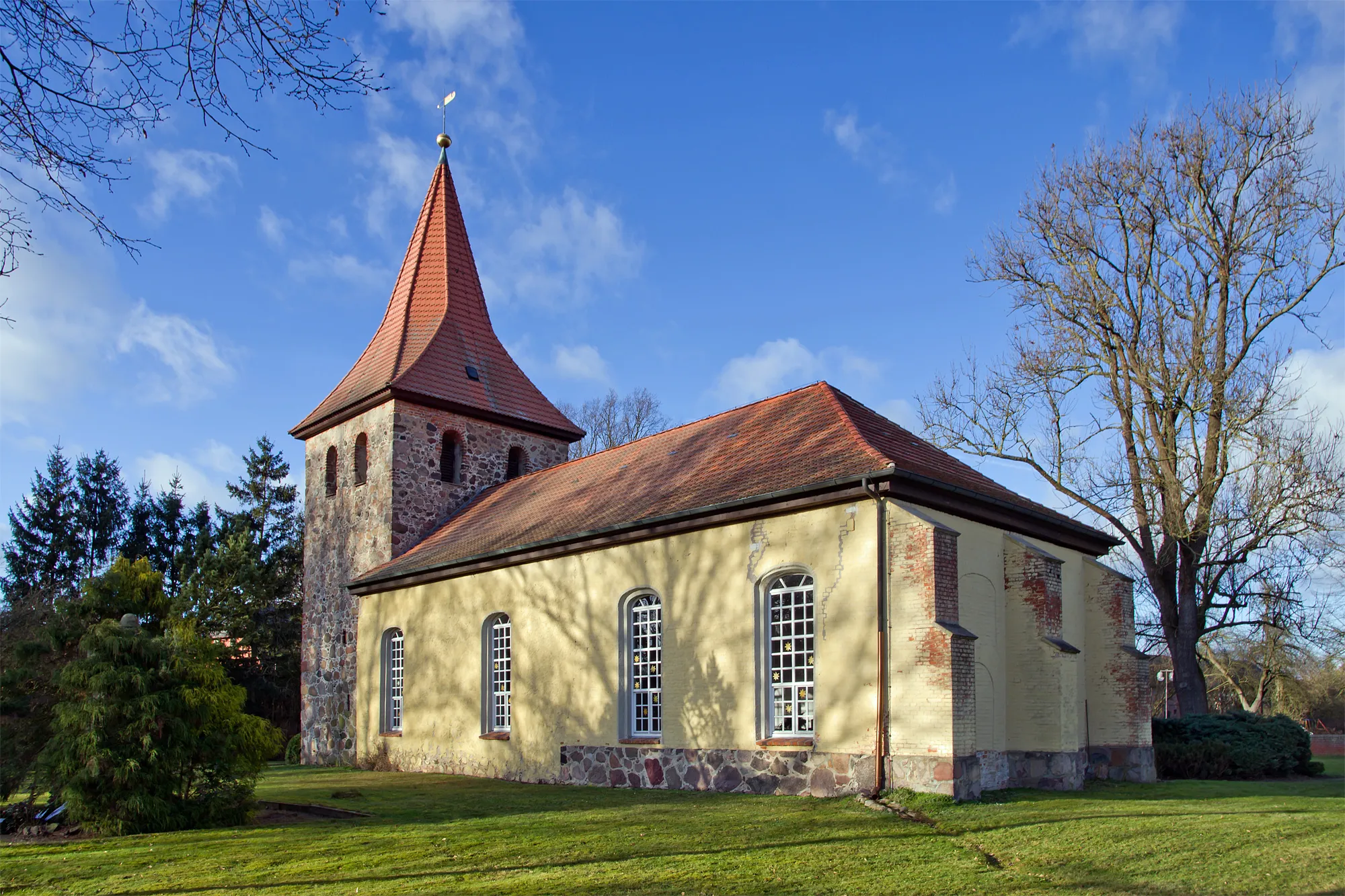 Photo showing: Church of the small village Rebenstorf (district Lüchow-Dannenberg, northern Germany).