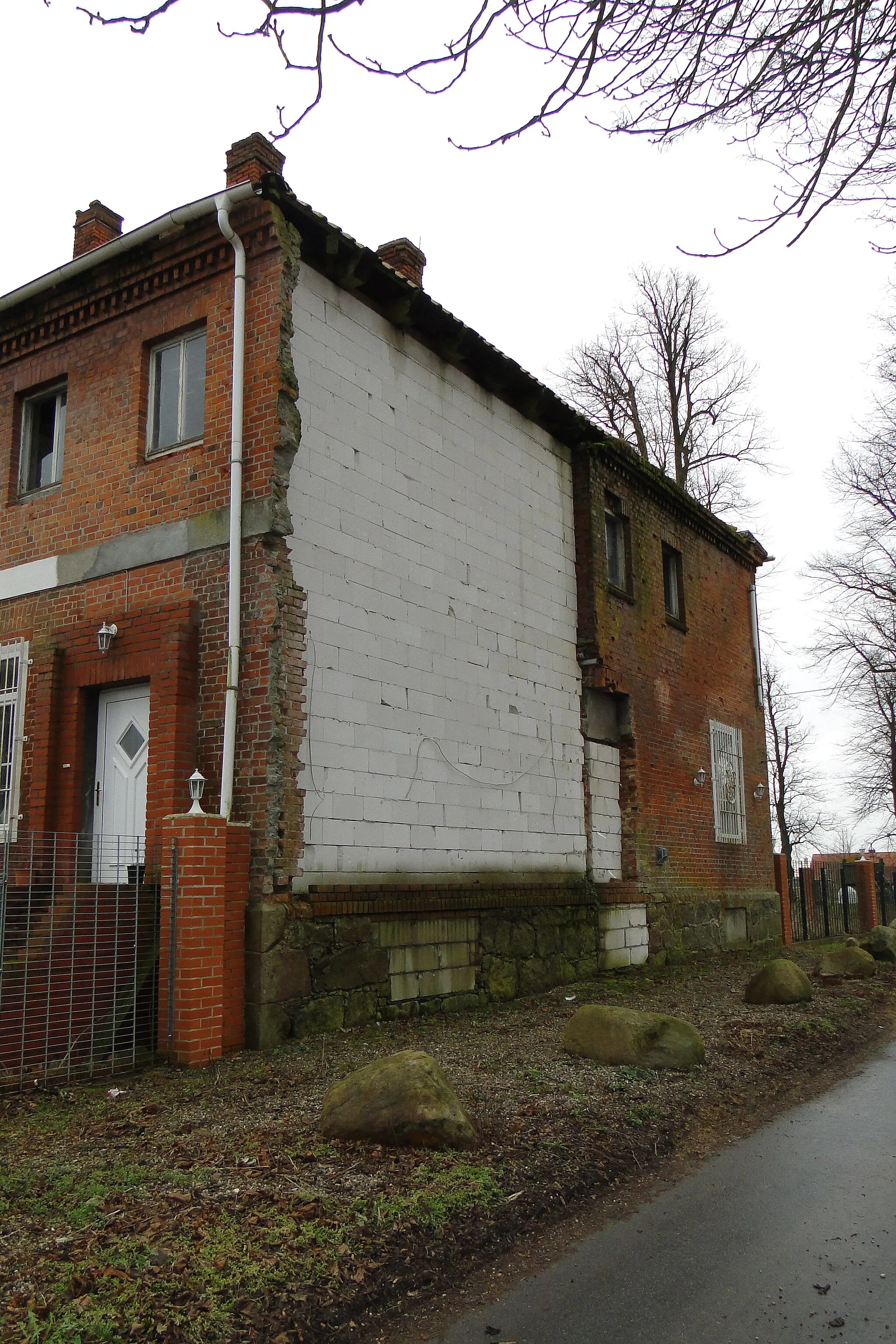 Photo showing: Manor house in Hindenberg, district Nordwestmecklenburg, Mecklenburg-Vorpommern, Germany