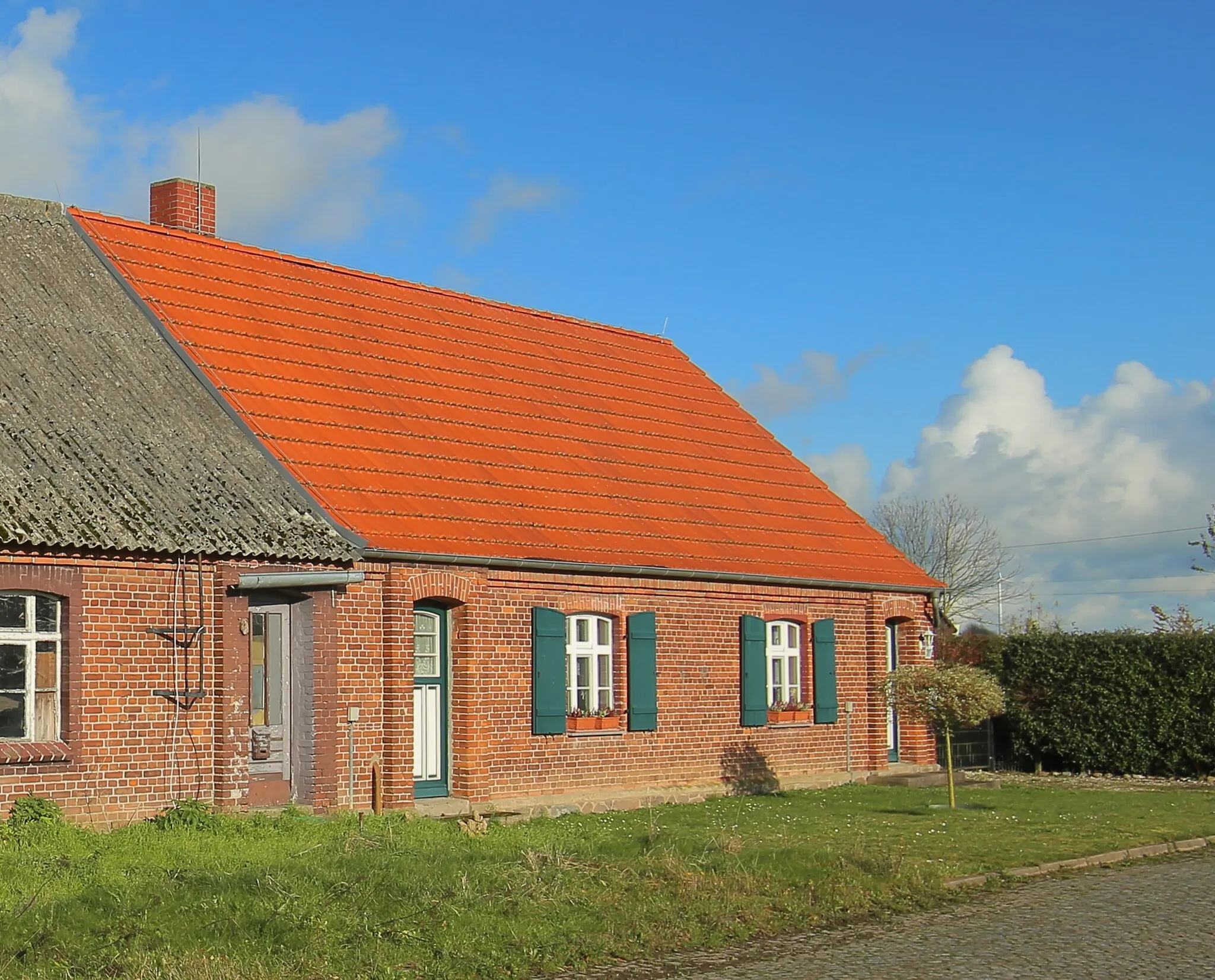 Photo showing: Denkmalgeschütztes Gebäude Groß Rakow 1