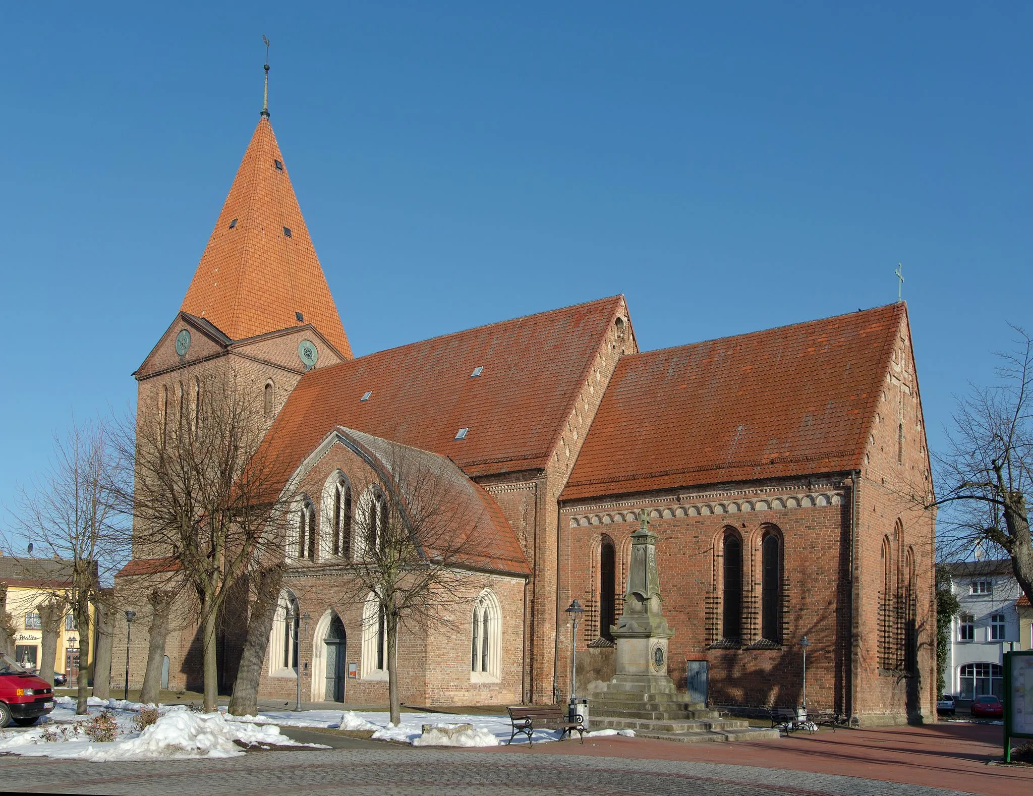 Photo showing: St Paul Schwaan