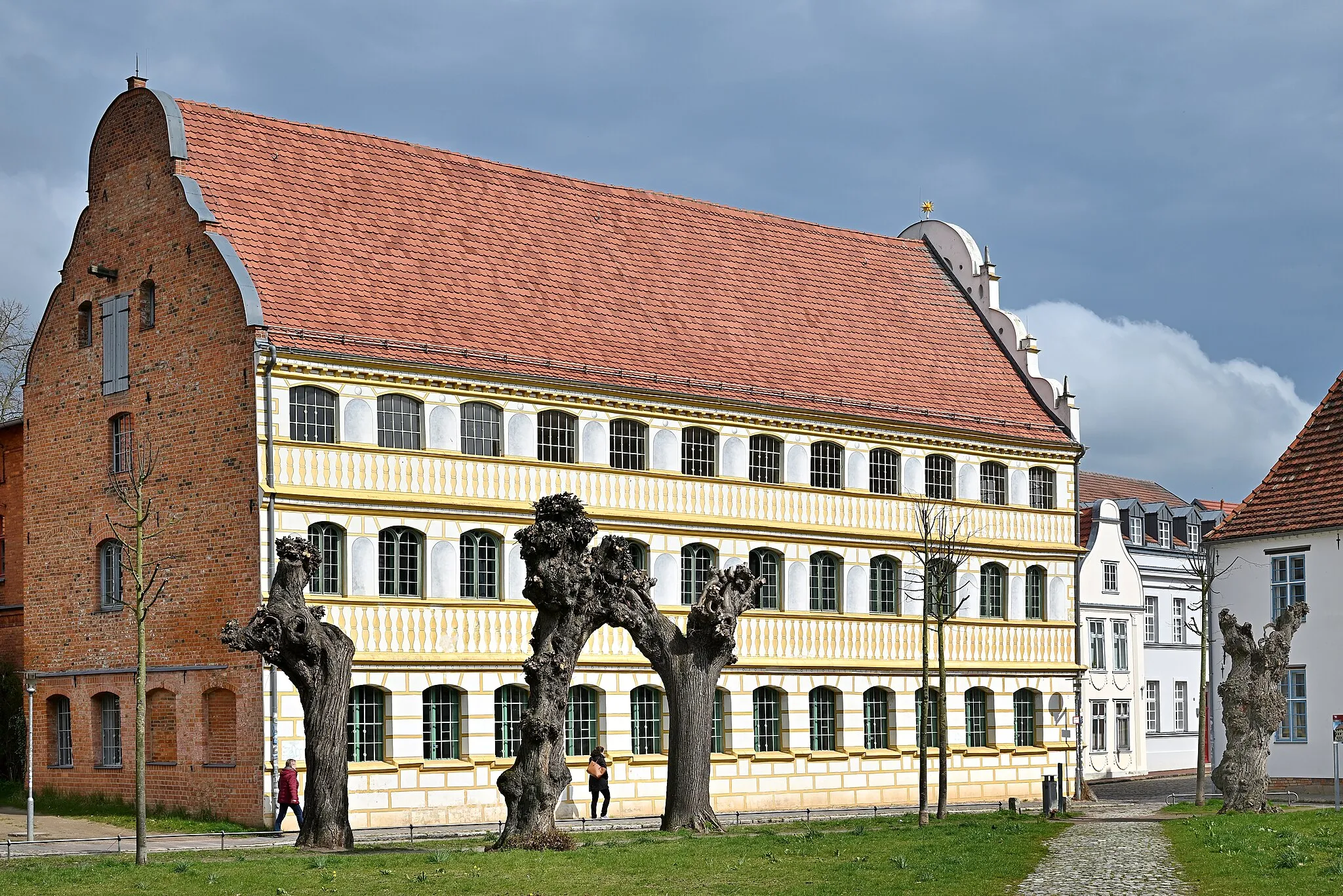 Photo showing: Domschule Güstrow