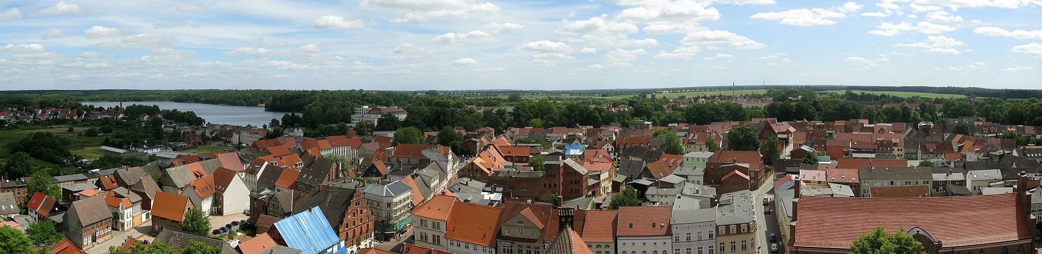 Photo showing: Panoramic of Parchim, view from tower of Church St. Georgen in Parchim, Germany - east side
