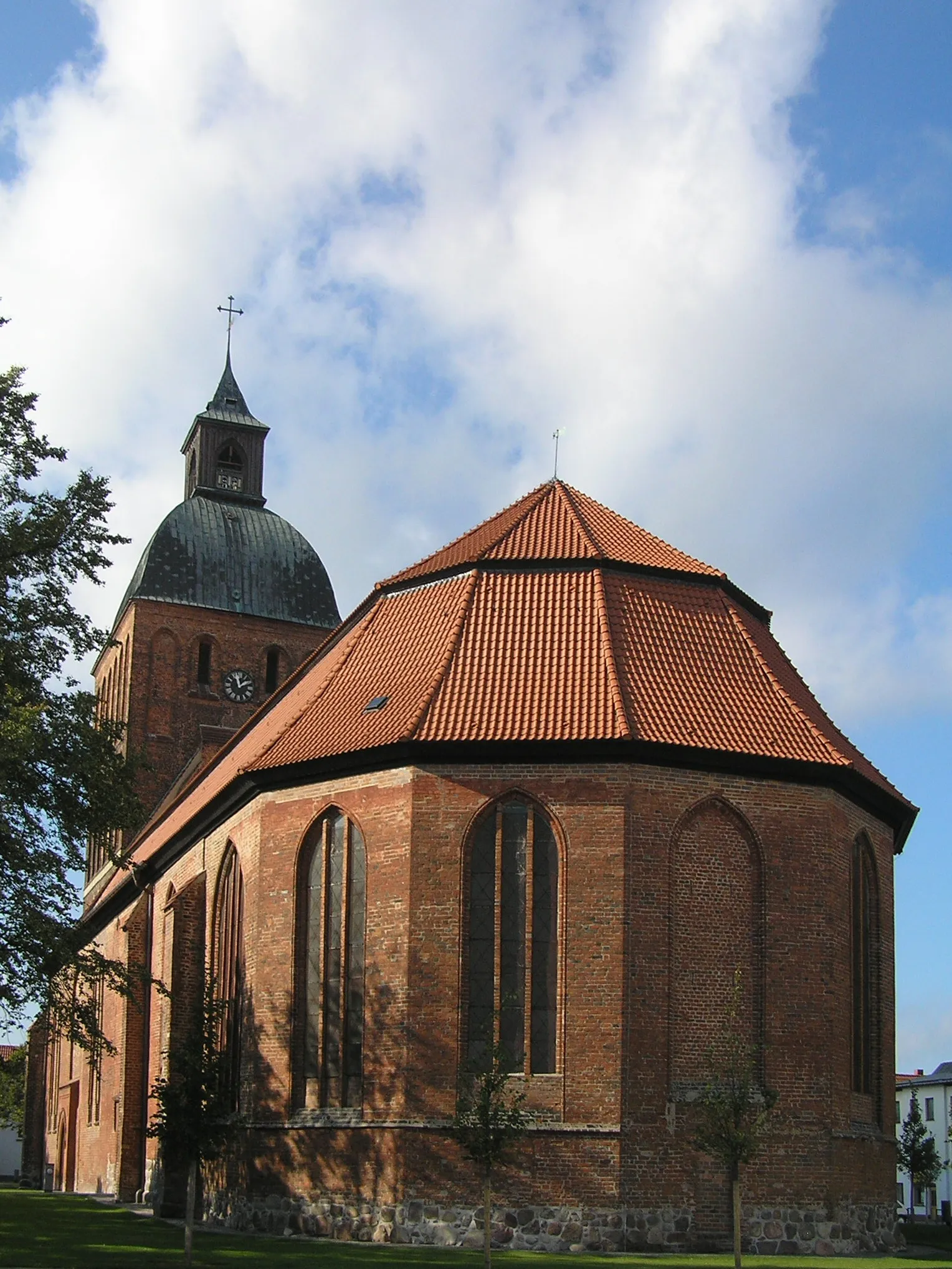 Photo showing: This image shows the St. Mary's Church in Ribnitz-Damgarten.