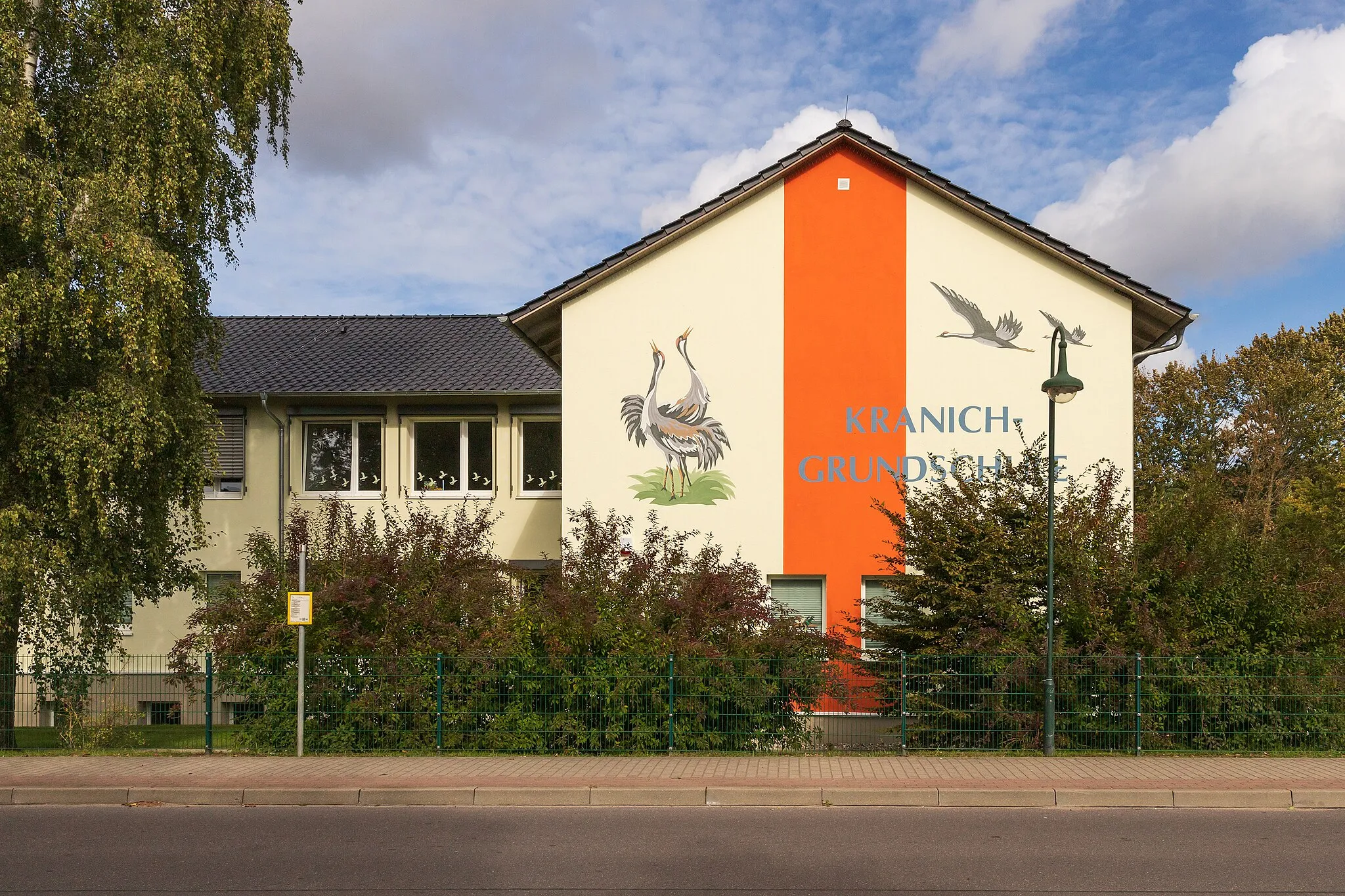 Photo showing: Kranich-Grundschule (elementary school in Altenpleen)