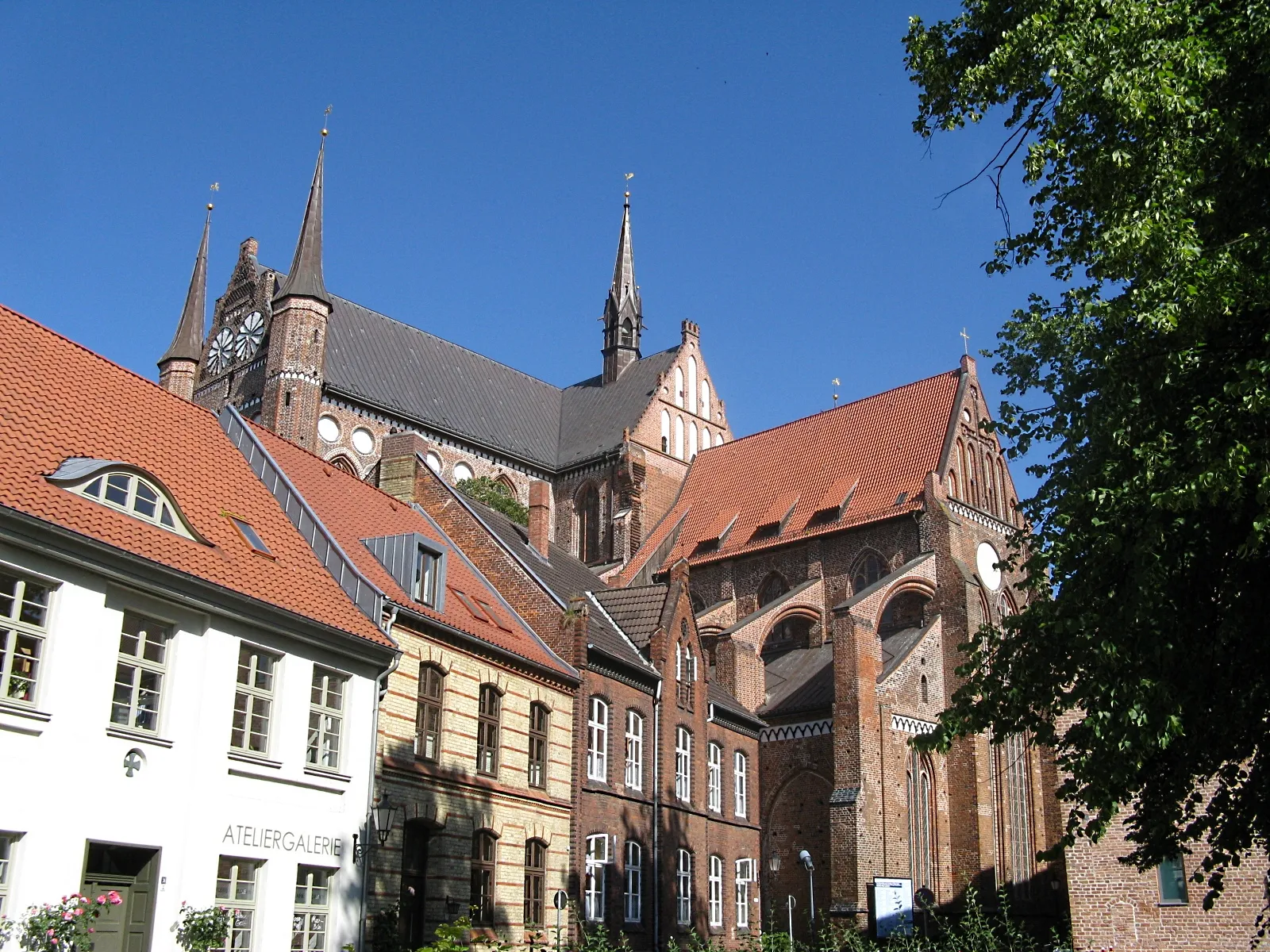 Photo showing: Church St. Georgen in Wismar, Mecklenburg-Vorpommern, Germany
