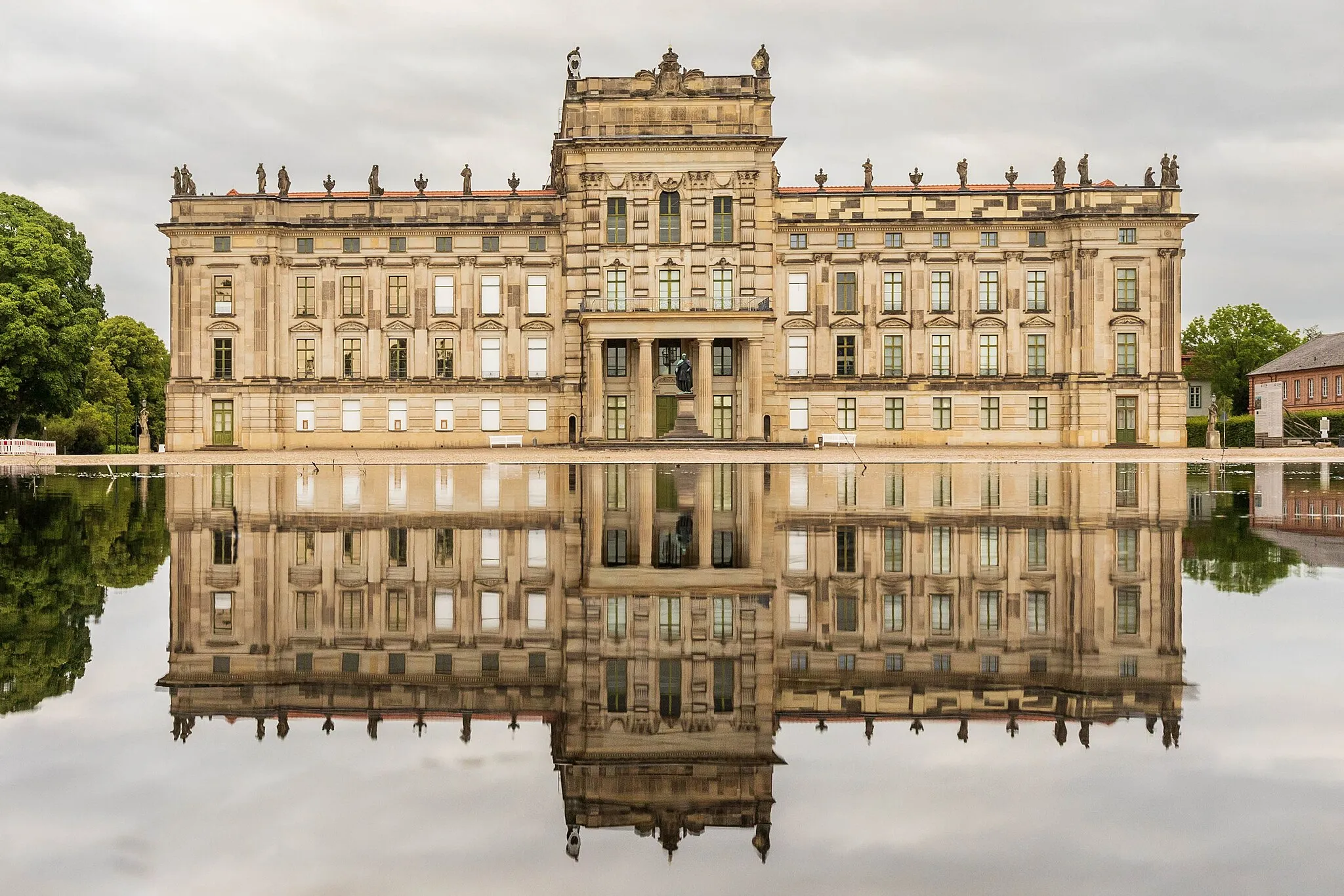 Photo showing: Schloss Ludwigslust, ein Baudenkmal gemäß de:Liste der Baudenkmale in Ludwigslust