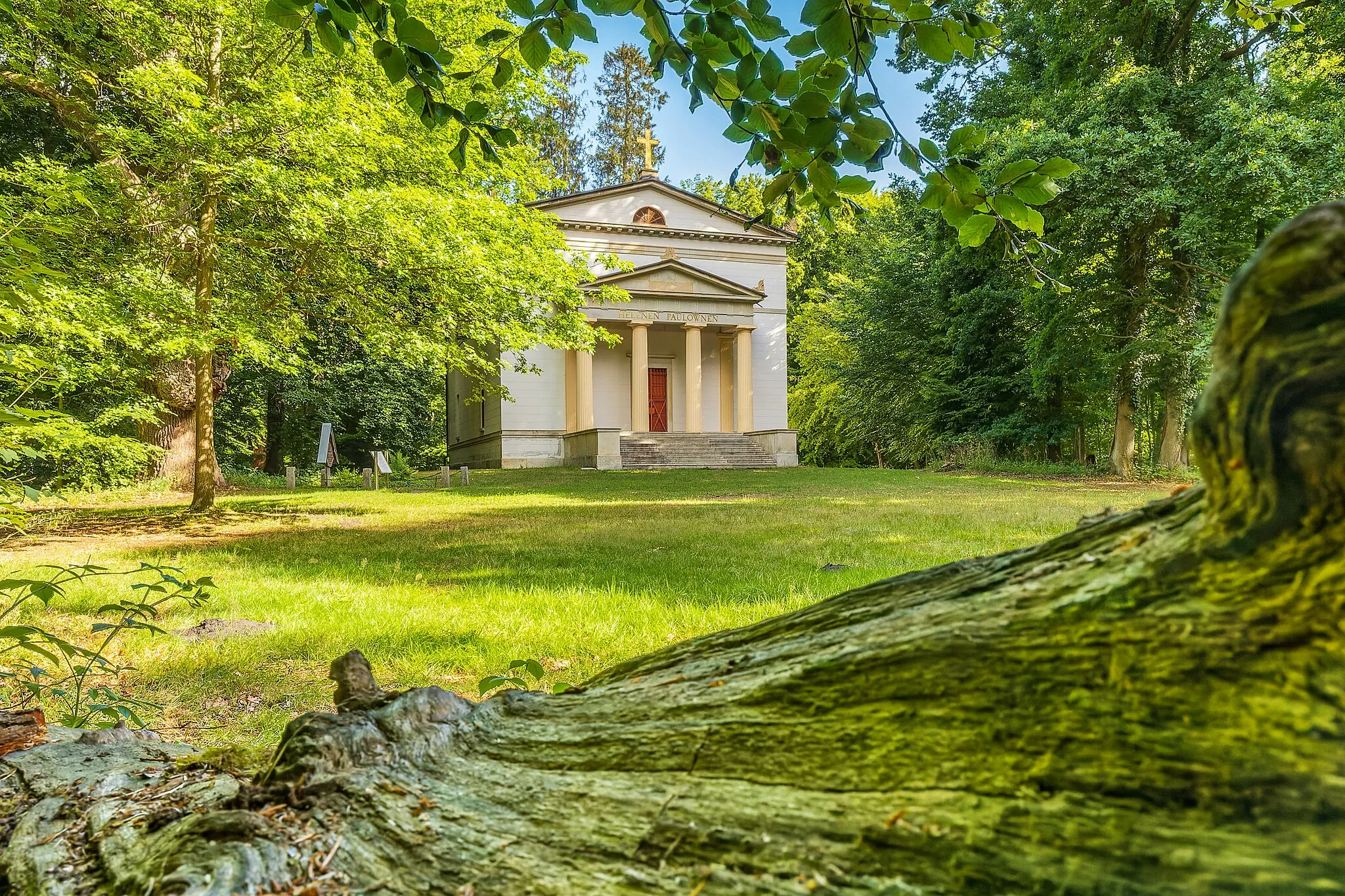 Photo showing: Helenen-Paulownen-Mausoleum im Schlosspark Ludwigslust, einem Baudenkmal gemäß de:Liste der Baudenkmale in Ludwigslust