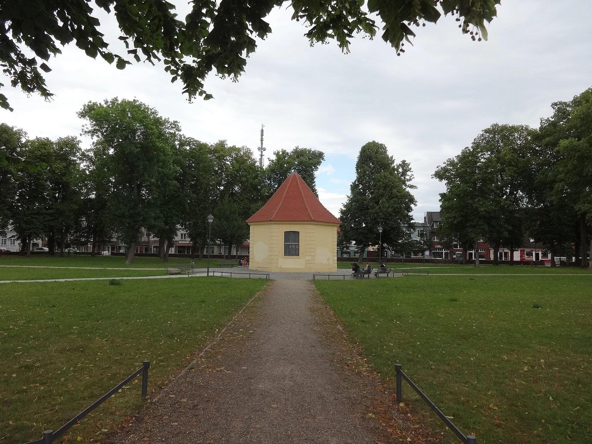 Photo showing: Marienhain, Parkanlage und ehemaliger Friedhof in der Hansestadt Demmin.