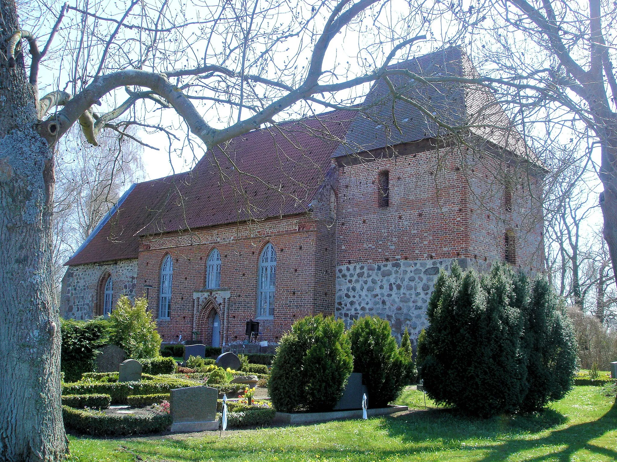 Photo showing: Church Ahrenshagen, Mecklenburg-Vorpommern, Germany