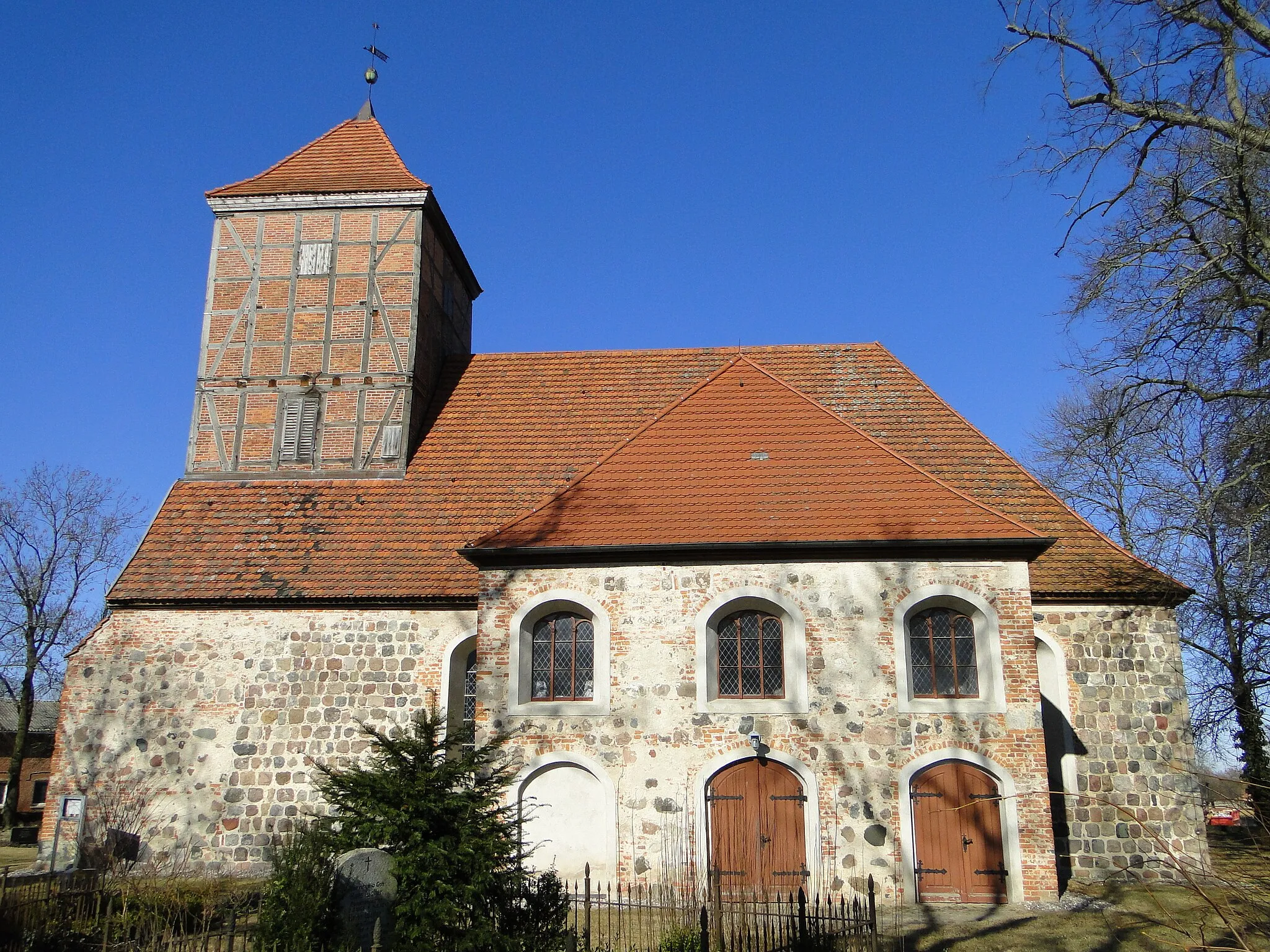 Photo showing: Church in Dewitz, district Mecklenburg-Strelitz, Mecklenburg-Vorpommern, Germany