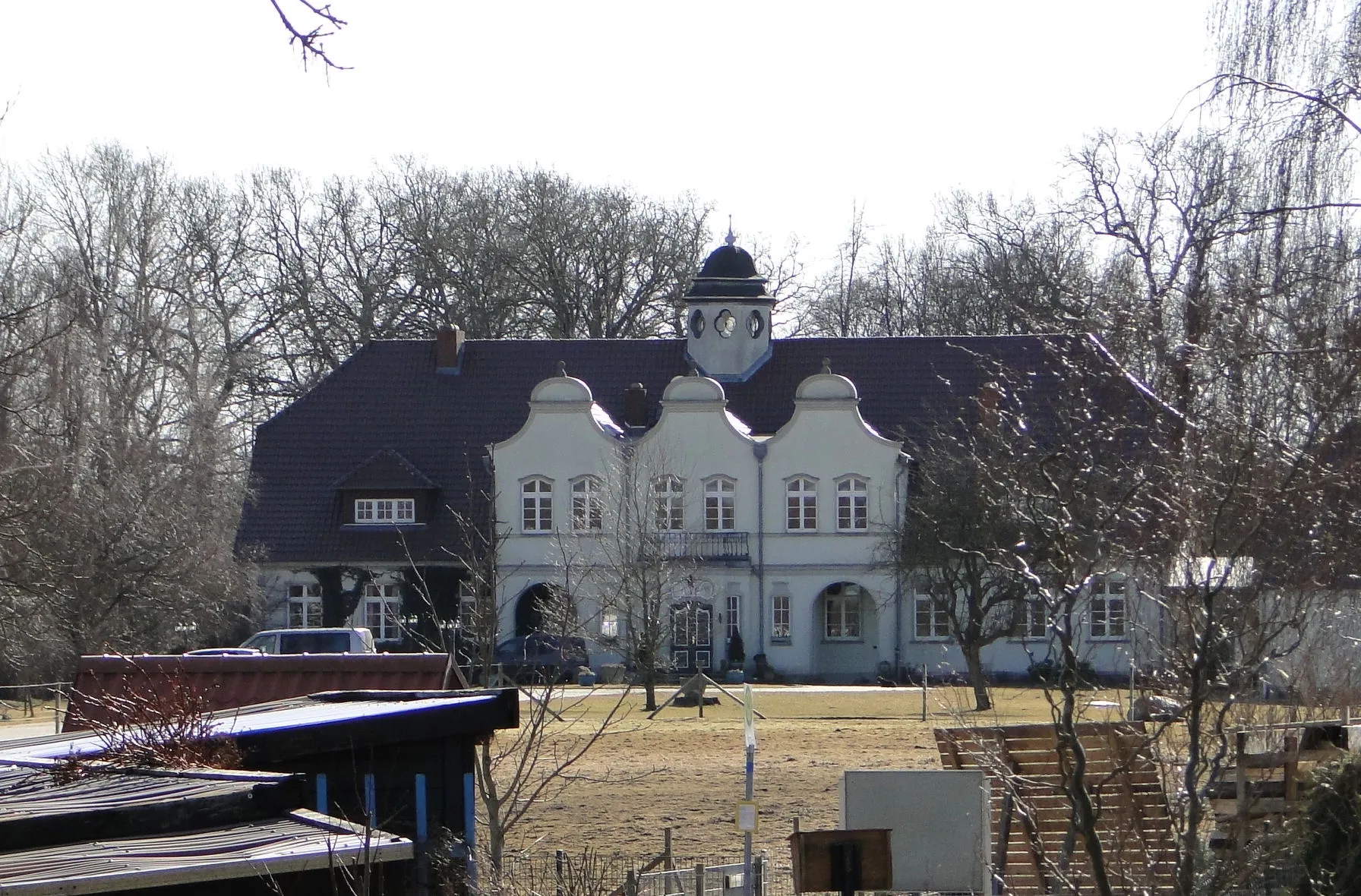 Photo showing: Manor house in Ballin, district Mecklenburgische Seenplatte, Mecklenburg-Vorpommern, Germany