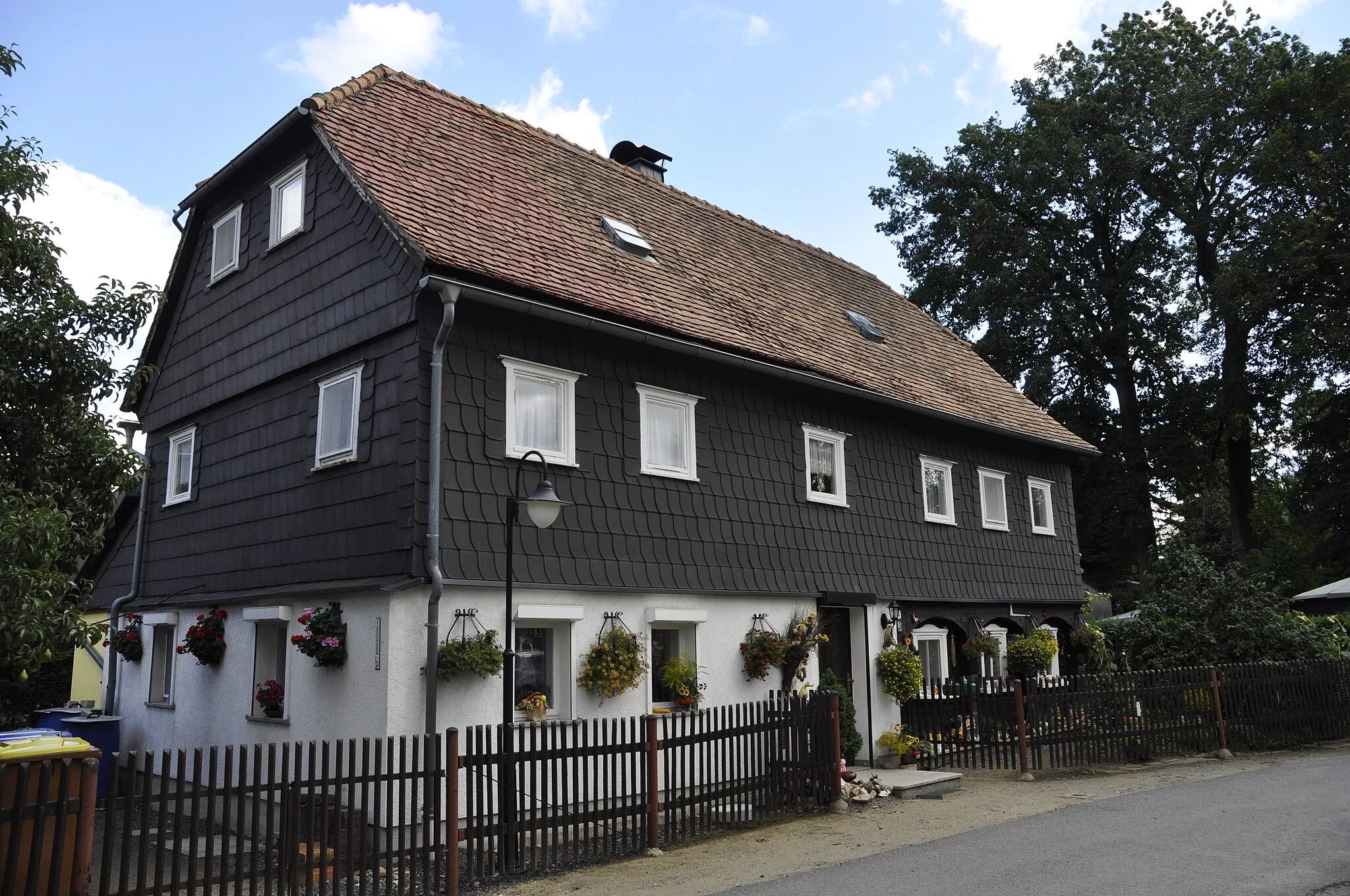 Photo showing: Umgebindehaus Am Heideberg 3, Niedercunnersdorf , Sachsen