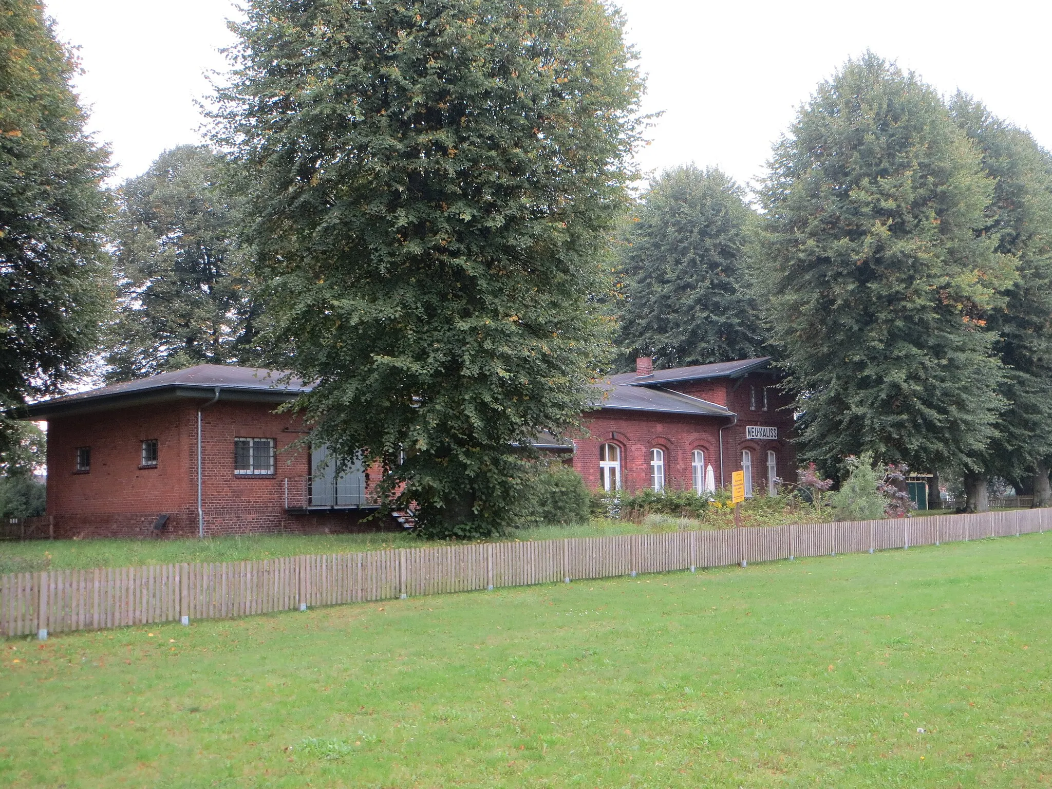 Photo showing: (ehemaliger) Bahnhof in Neu Kaliß