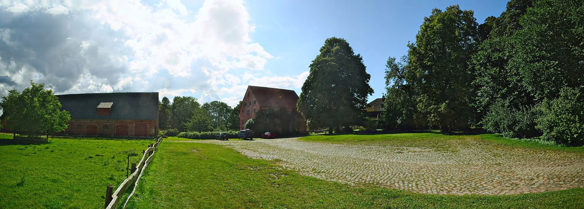 Photo showing: Panorama der Gutsanlage in Willerswalde.