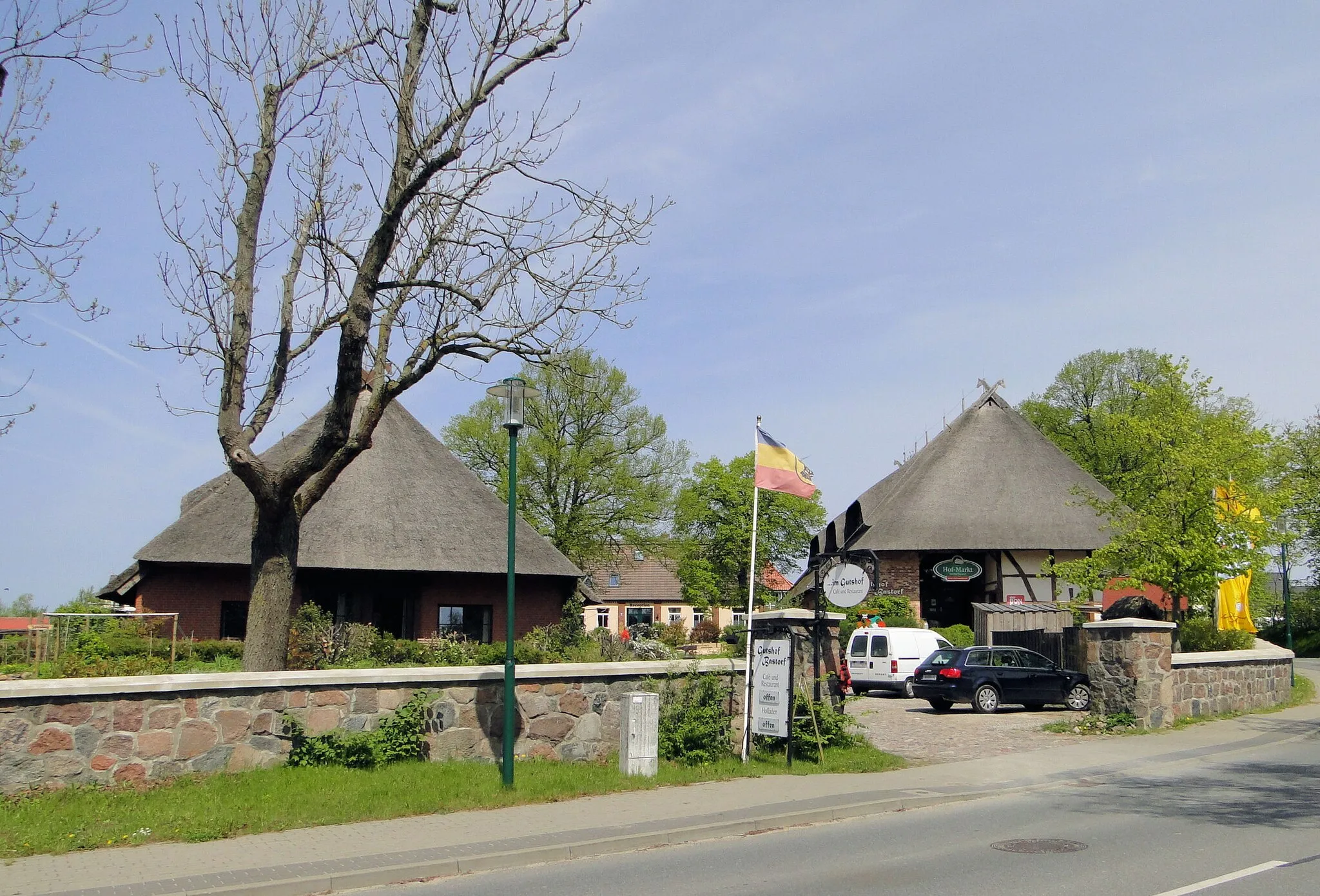 Photo showing: Manor in Bastorf, disctrict Bad Doberan, Mecklenburg-Vorpommern, Germany