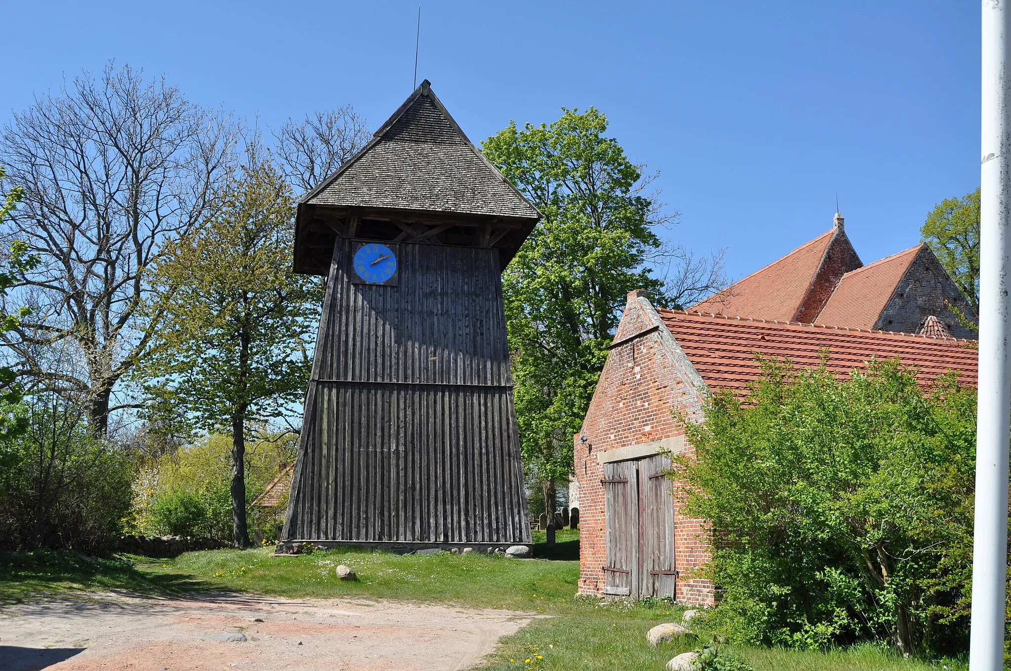 Photo showing: Uhren- und Glockenturm Altenkirchen