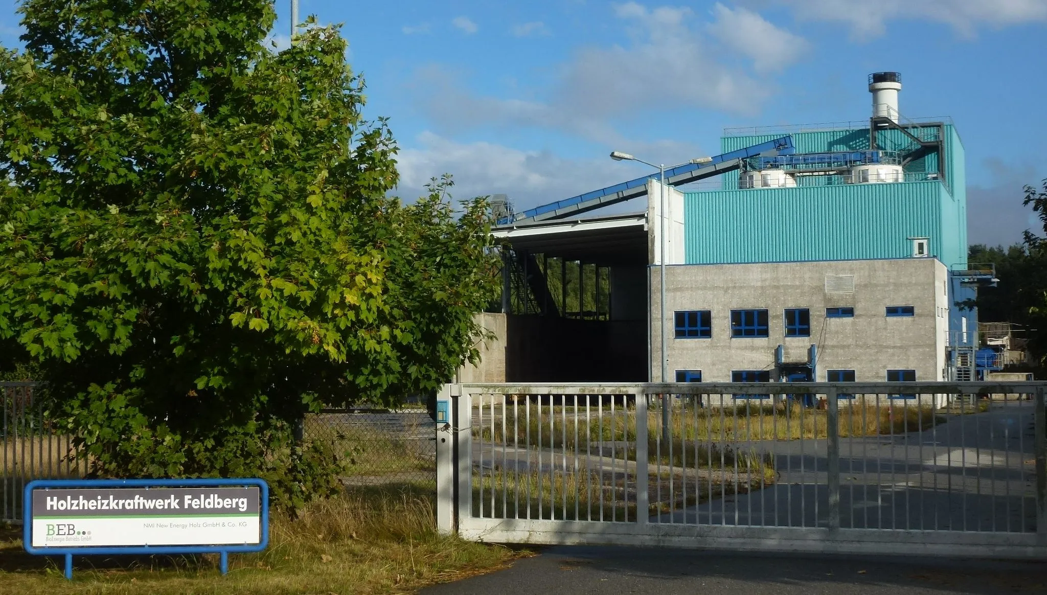 Photo showing: Ehemaliges Biomassekraftwerk Feldberg (Kraft-Wärme-Kopplung), das im Jahr 2017 abgerissen wurde.