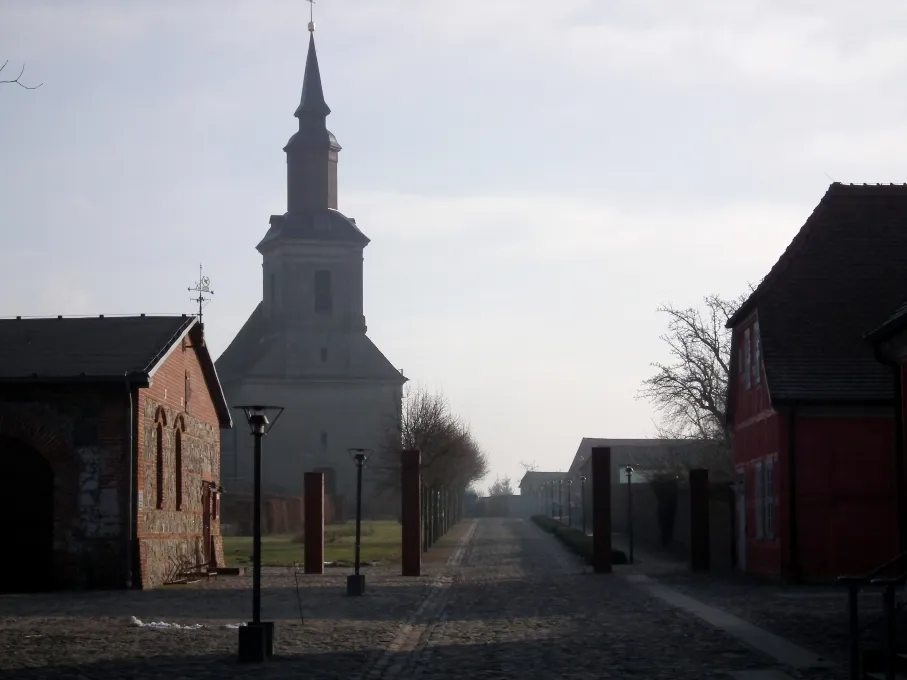 Photo showing: Rothenklempenow - kościół