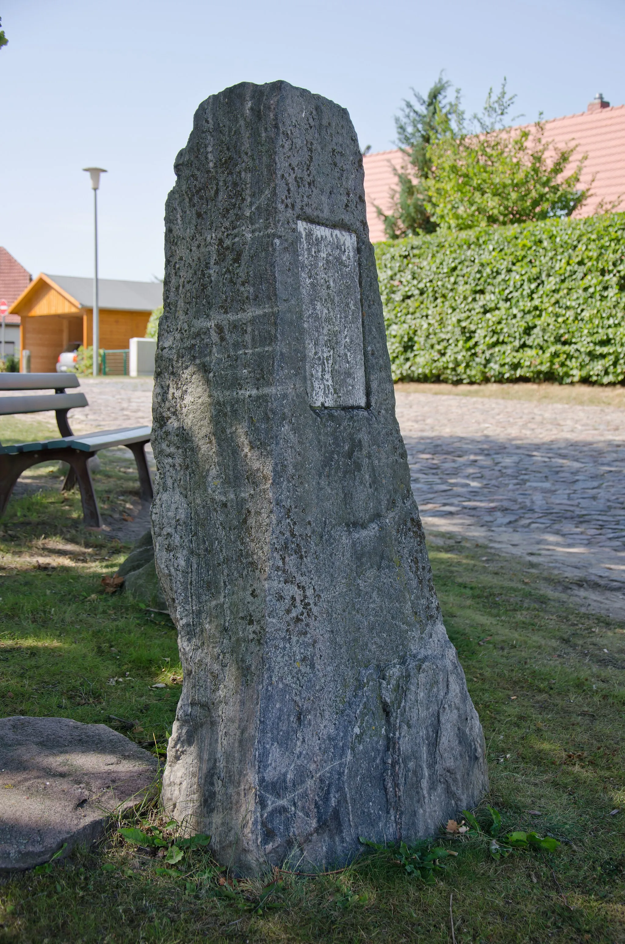 Photo showing: Kavelstorf Kriegerdenkmal 1870-1871