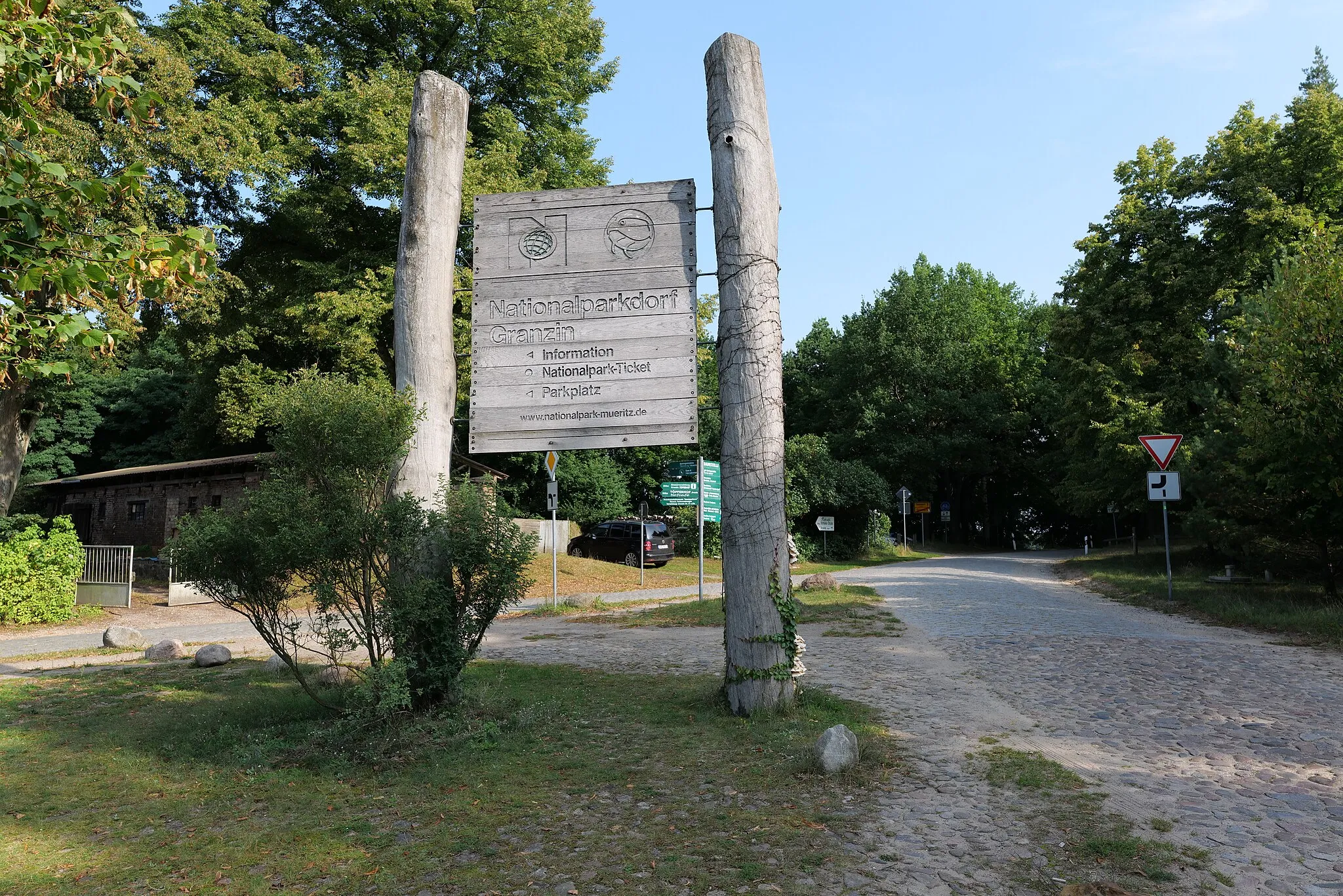 Photo showing: Dorf Granzin im Müritz-Nationalpark.