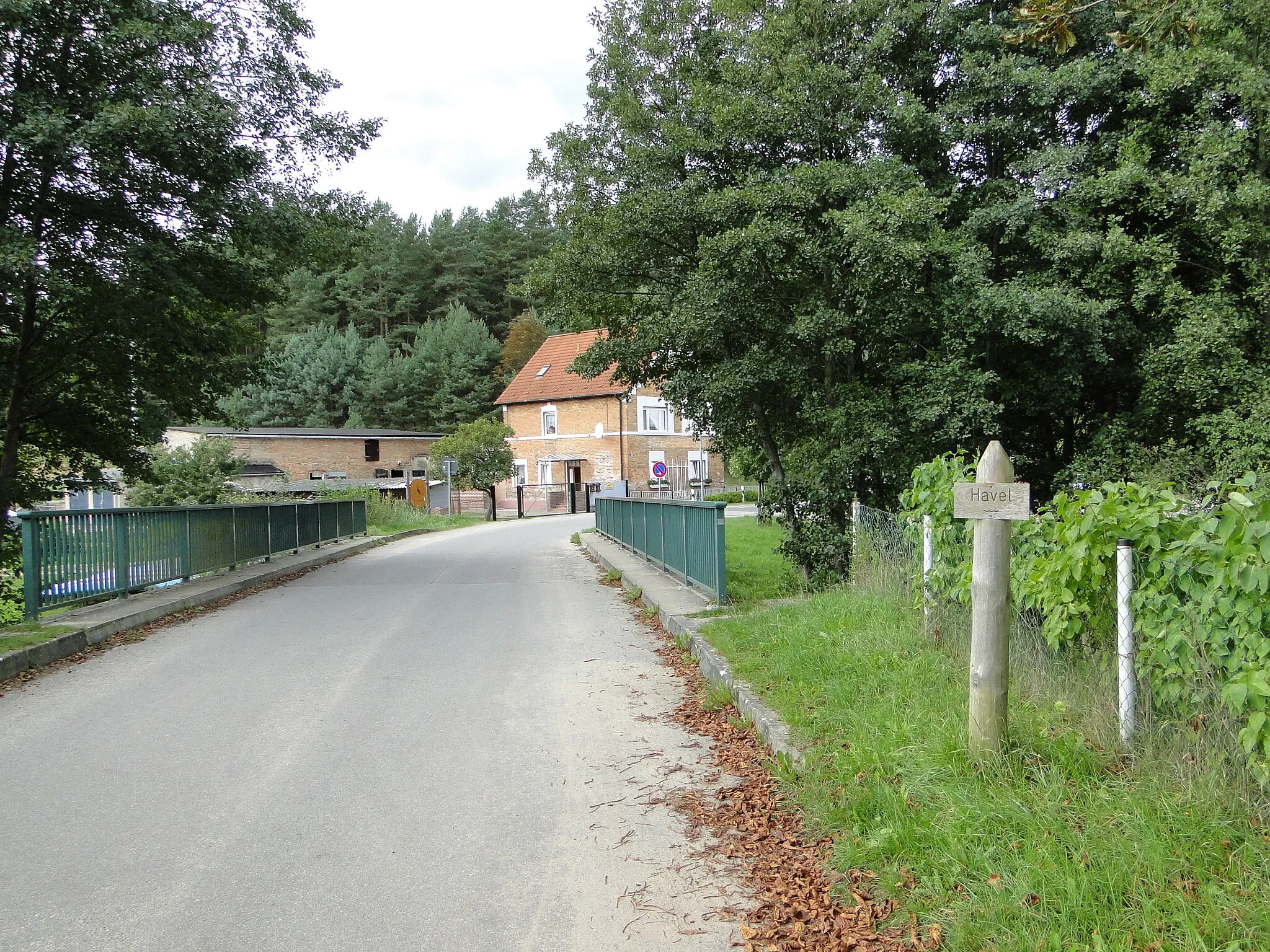 Photo showing: Bridge over the Havel in Granzin, district Mecklenburg-Strelitz, Mecklenburg-Vorpommern, Germany