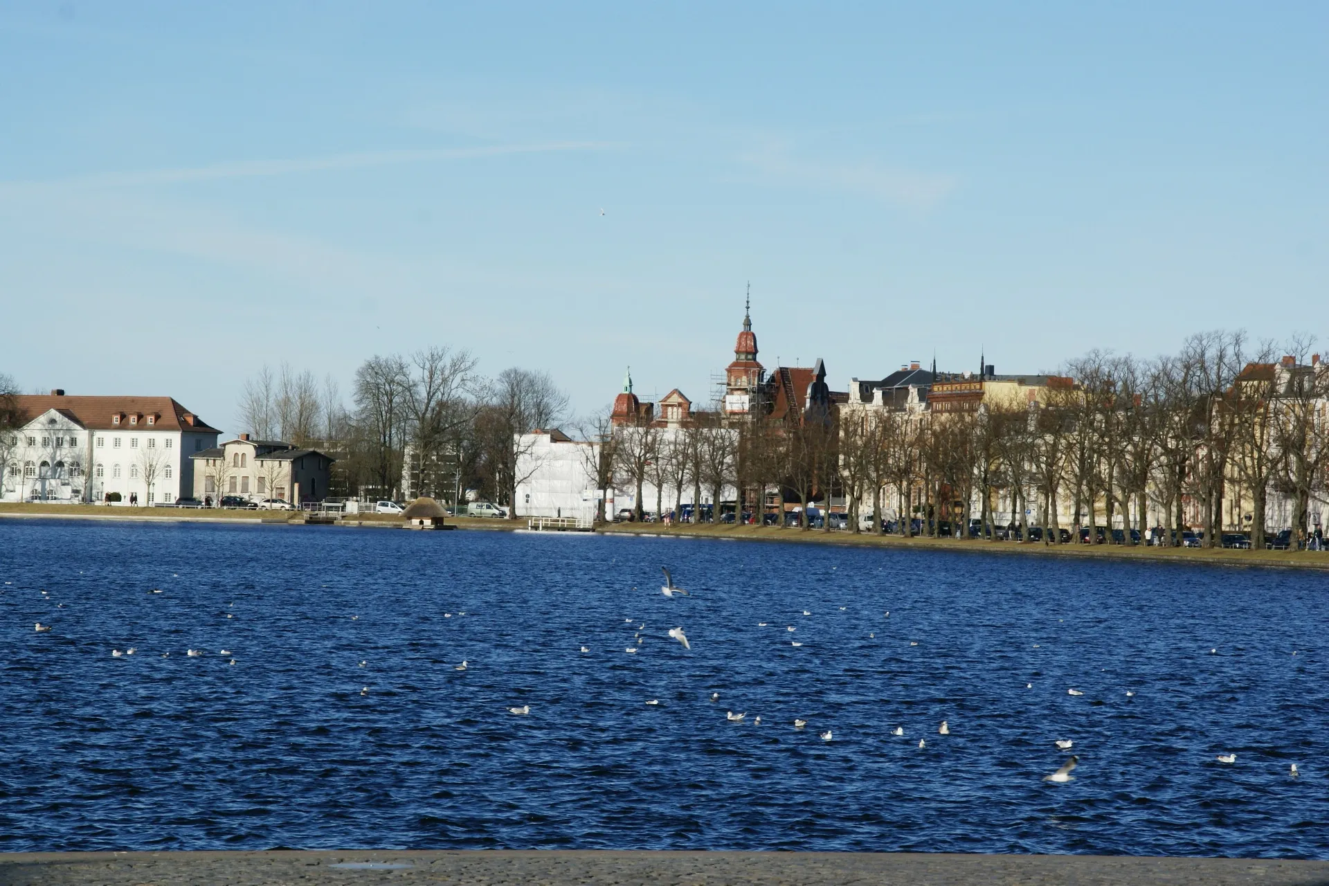 Photo showing: Pfaffenteich (Priest's Pond) in Schwerin, Germany