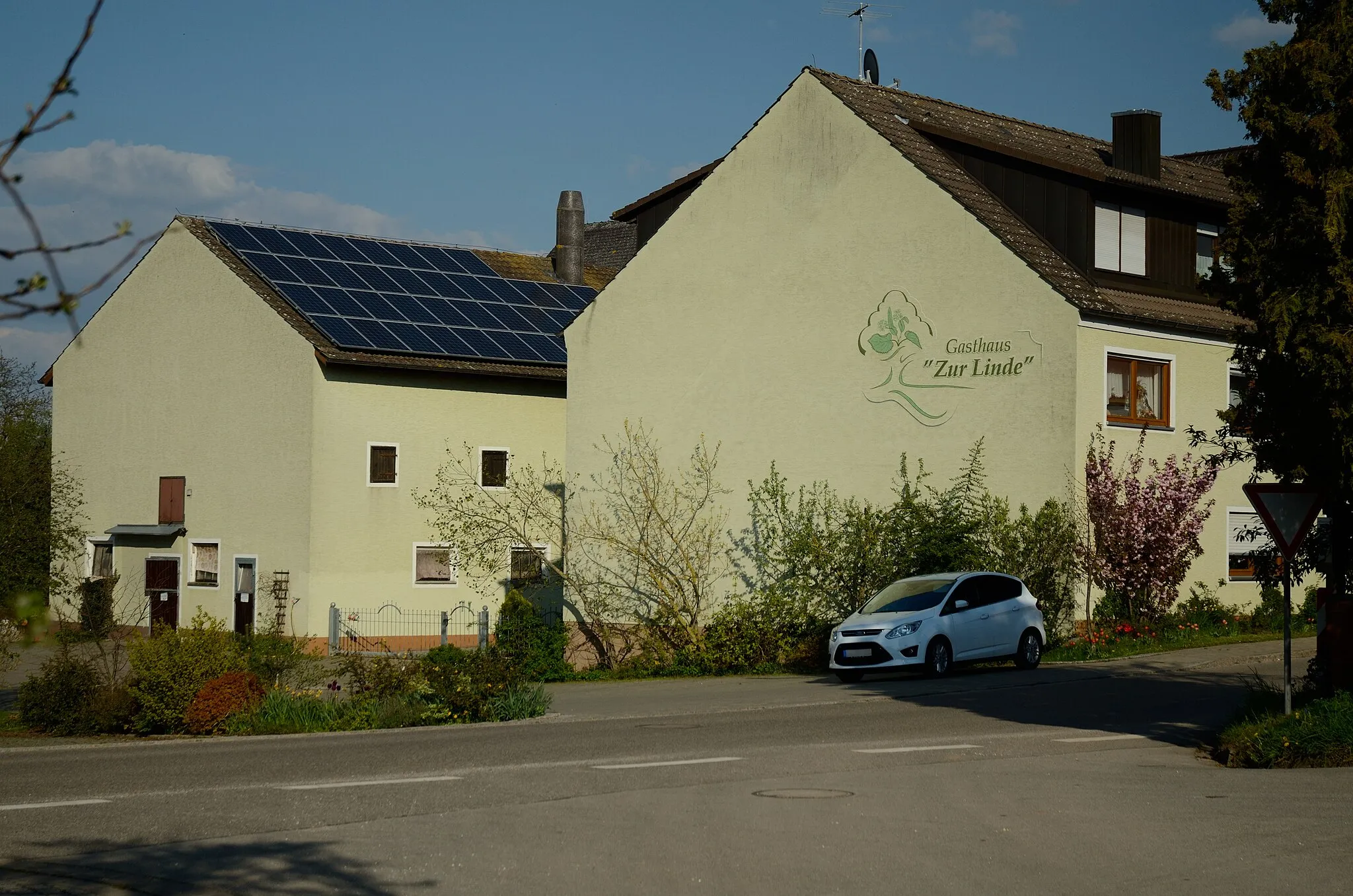 Photo showing: Gasthaus zur Linde in Neuhöflein