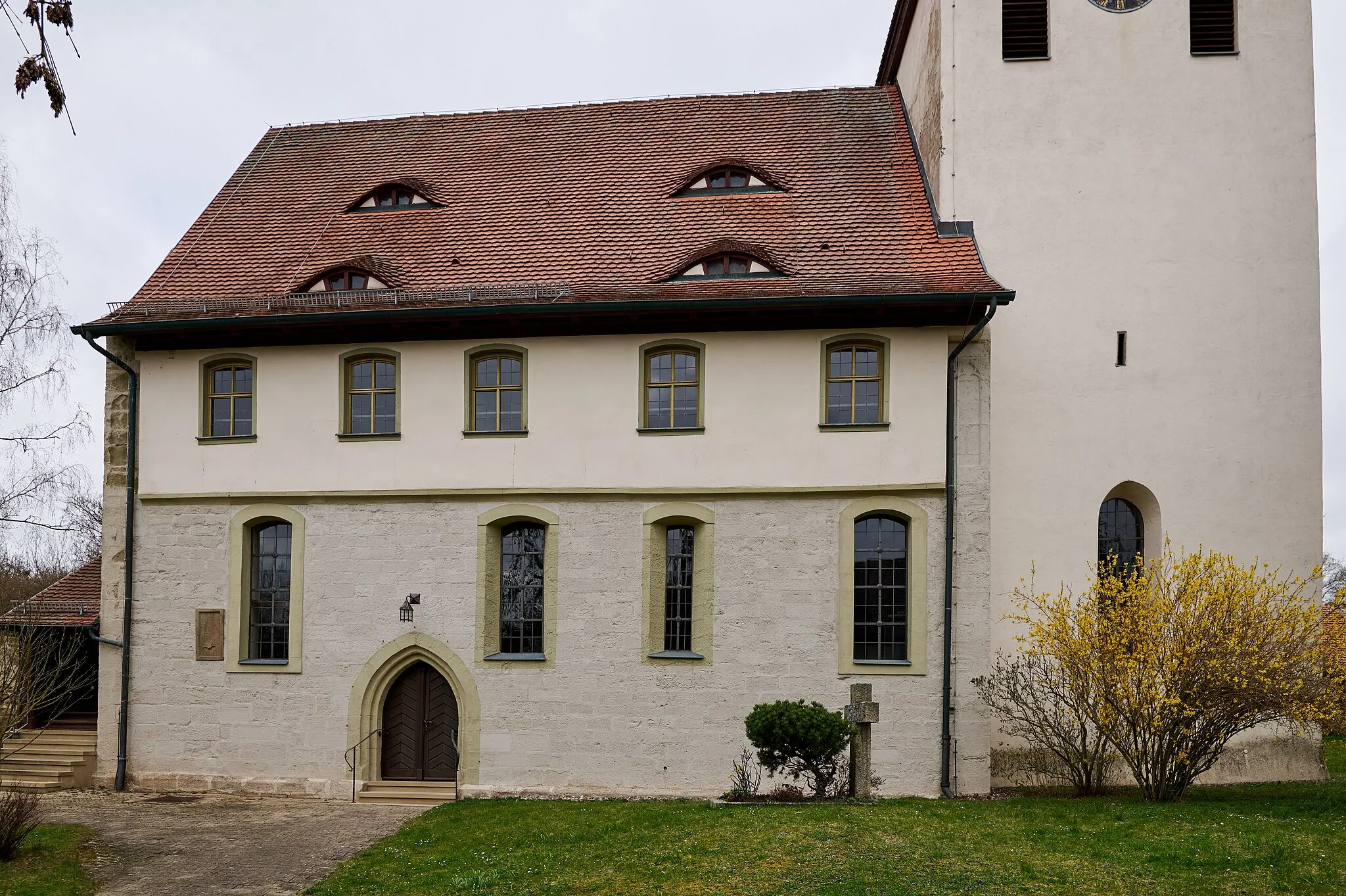 Photo showing: Neustadt an der Aisch: Unternesselbach 3, Kirchenburganlage