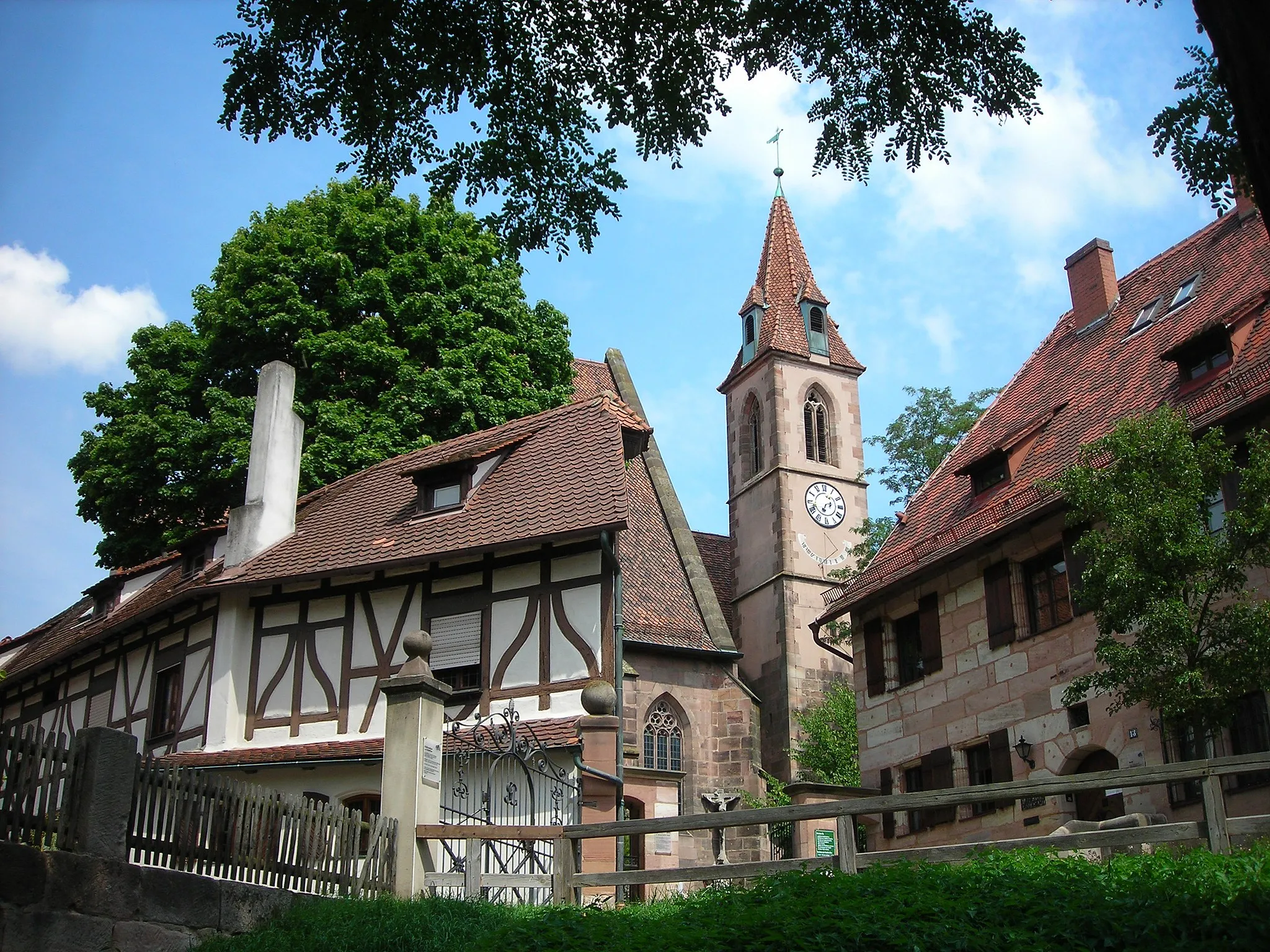 Photo showing: Evang. Kirche St. Nikolaus und Ulrich in Nürnberg-Mögeldorf