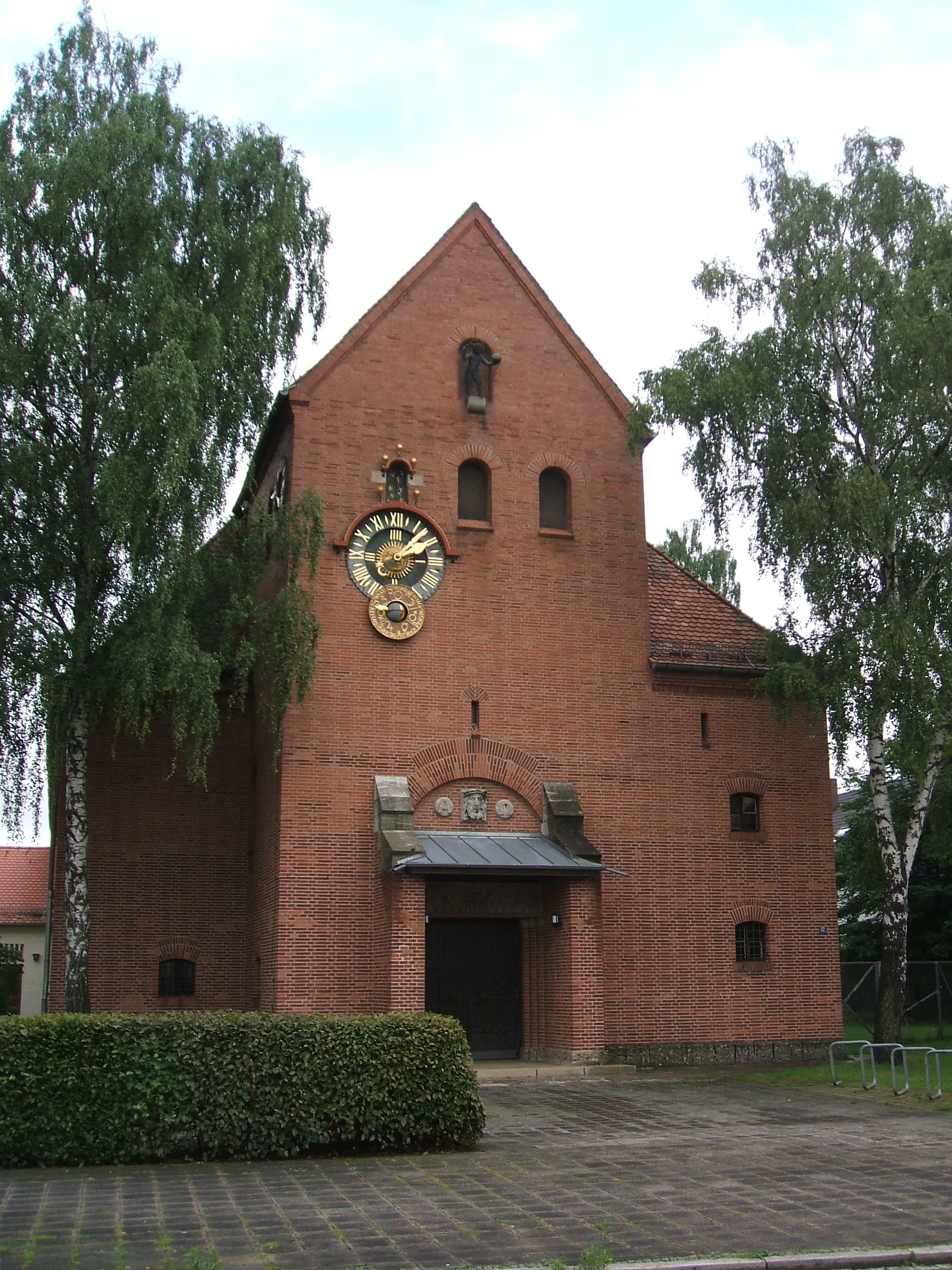 Photo showing: Evangelisch-Lutherische Melanchthonkirche in Nürnberg-Ziegelstein