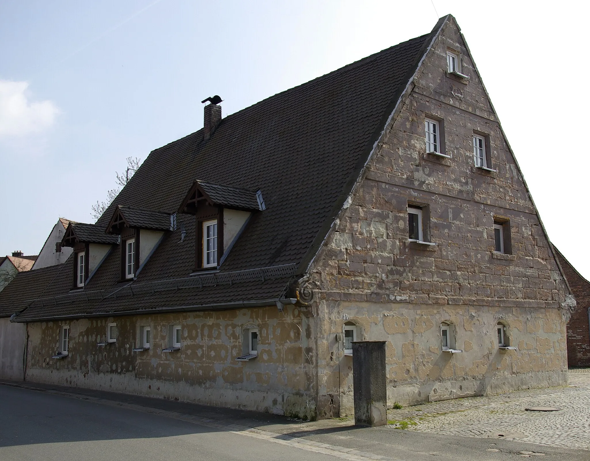 Photo showing: Schnepfenreuther Hauptstraße 65 im Nürnberger Stadtteil Schnepfenreuth.