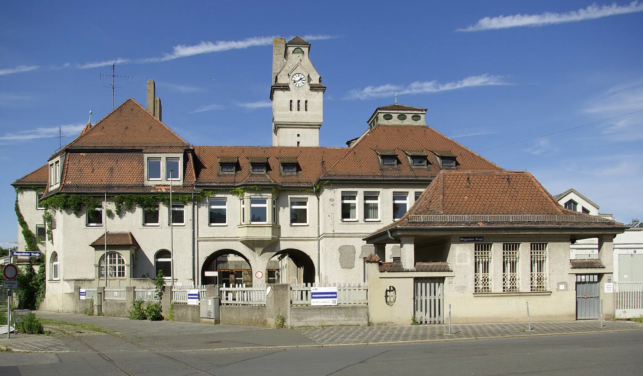 Photo showing: Straßenbahn-Hauptwerkstätten, Fuchsstraße 20, in Nürnberg