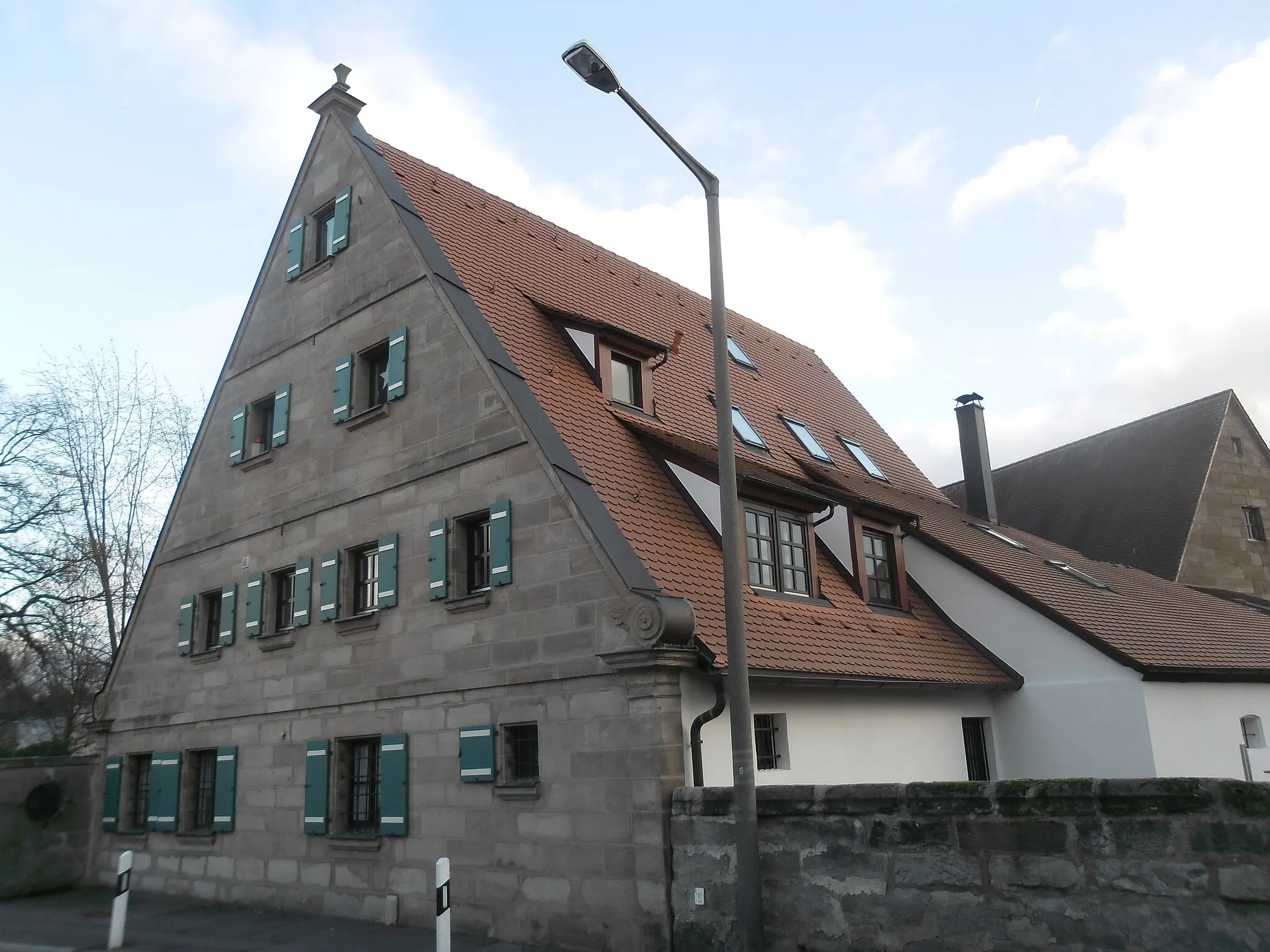 Photo showing: Alte Wallensteinstraße 153 01