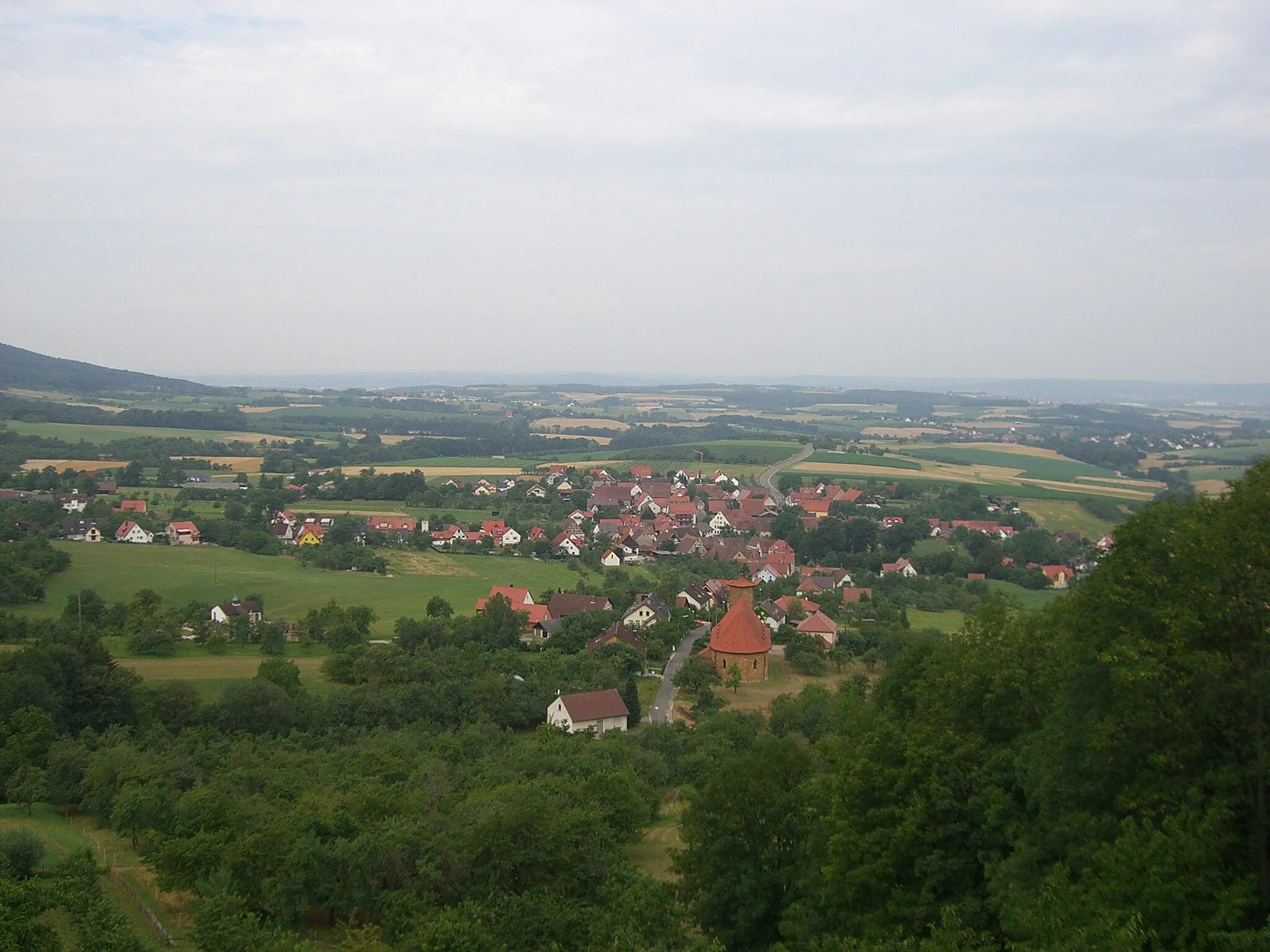 Photo showing: View from Regensberg over Weingarts