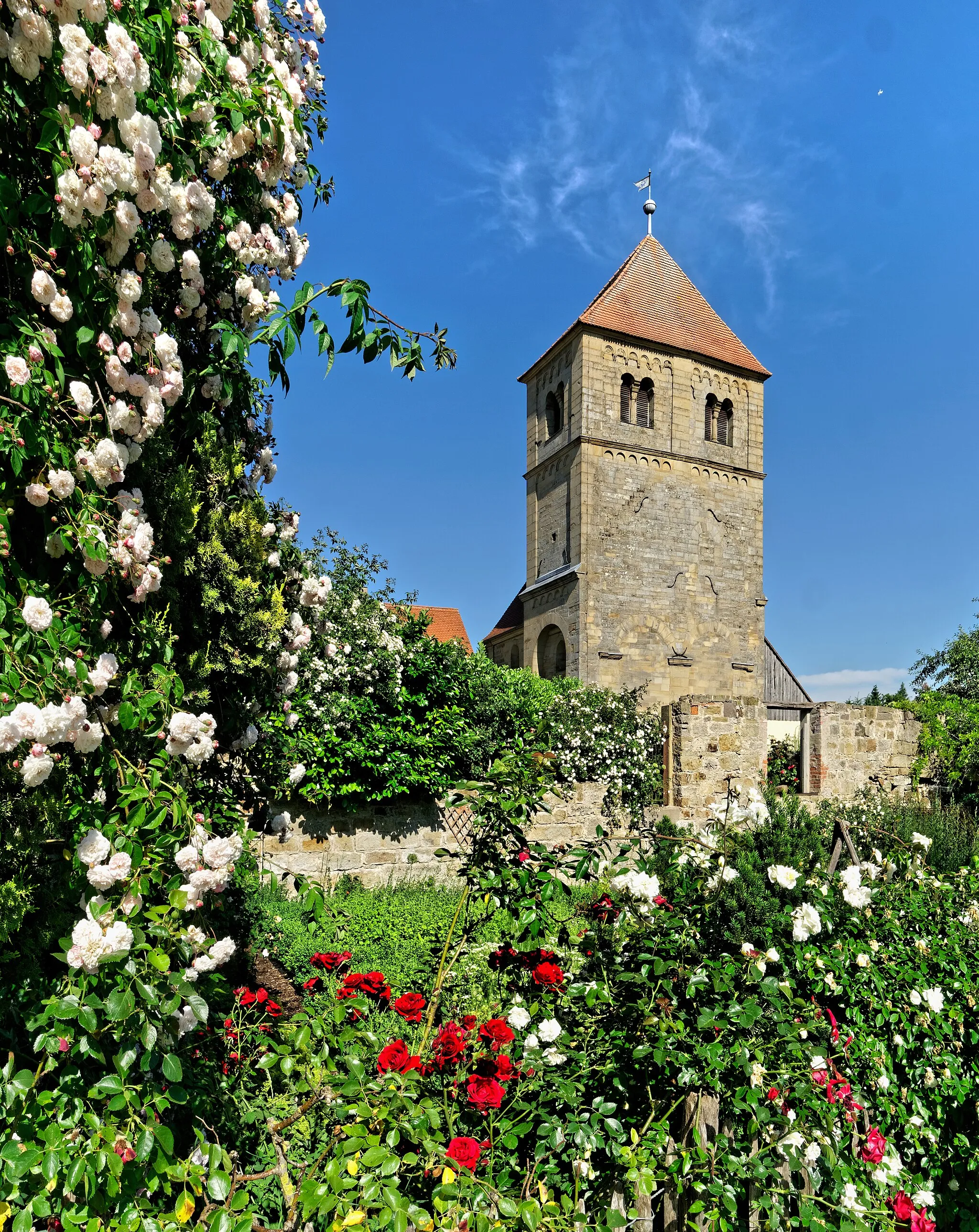 Photo showing: The late romanesque church in Reichardsroth.