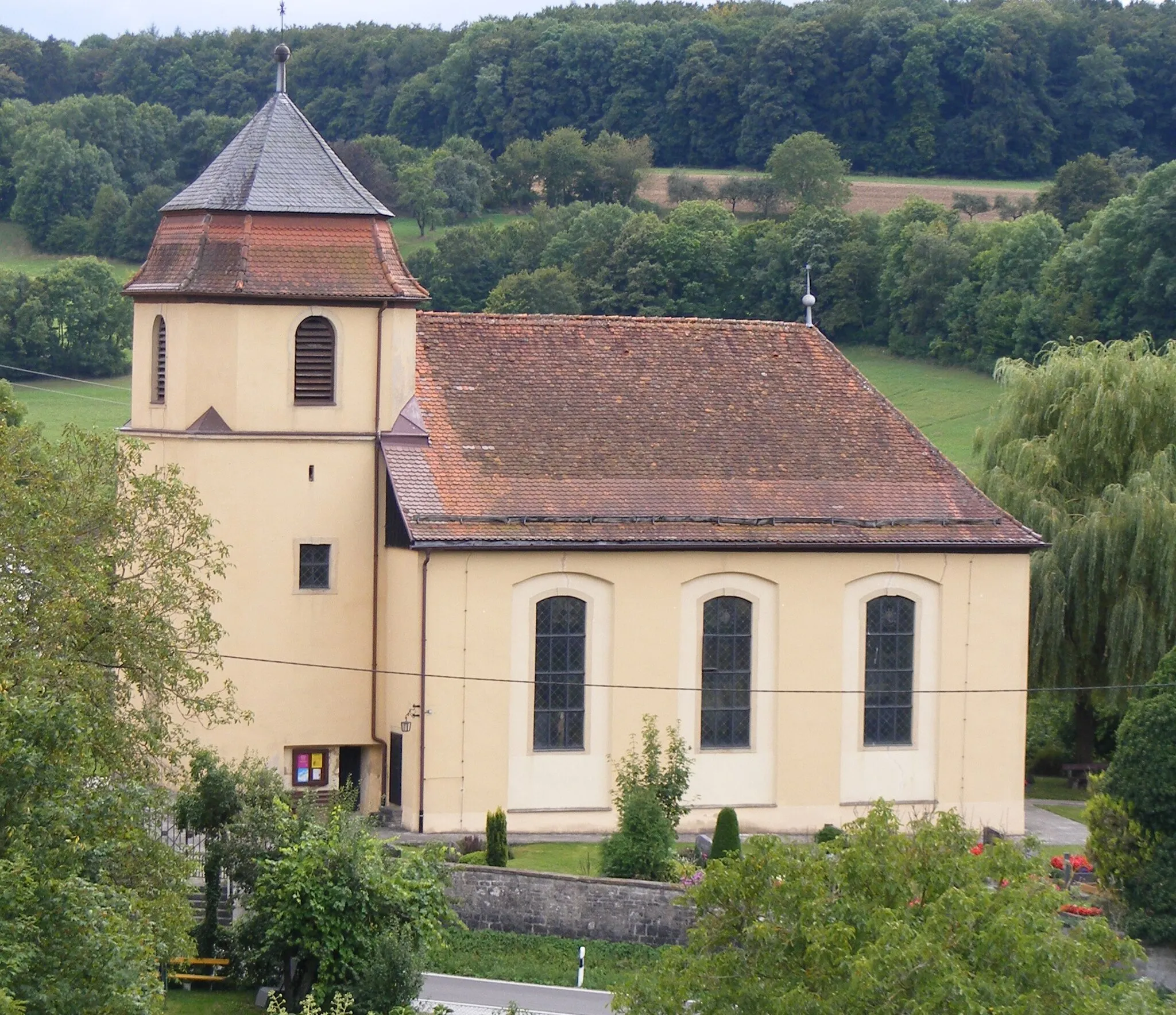 Photo showing: Evangelische Kieche Ettenhausen Umbau von 1785, Turm 13. Jahrhundert